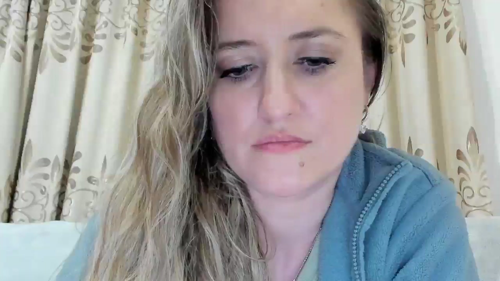 Gallery image thumbnail from BestDream's myfreecams stream on, 04/18/2026, 24:24 image 1 of 20