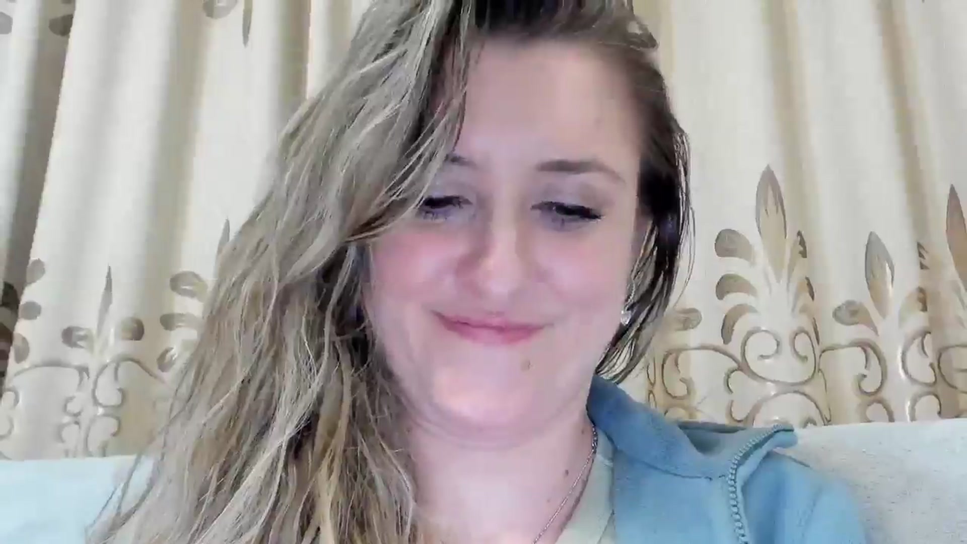 Gallery image thumbnail from BestDream's myfreecams stream on, 04/18/2026, 24:24 image 17 of 20