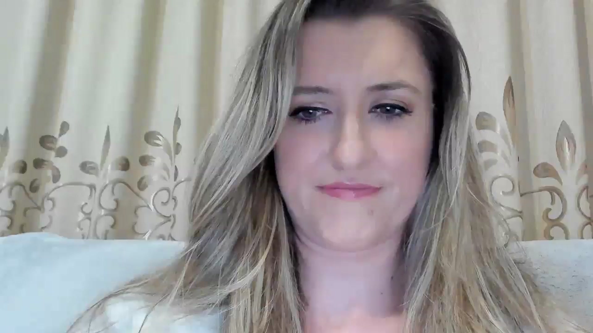 Gallery image thumbnail from BestDream's myfreecams stream on, 04/19/2026, 24:28 image 2 of 20