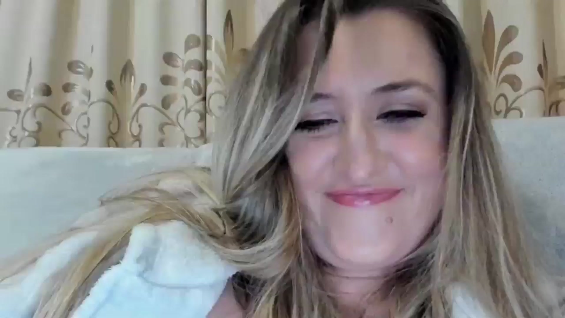 Gallery image thumbnail from BestDream's myfreecams stream on, 04/19/2026, 01:00 image 1 of 20