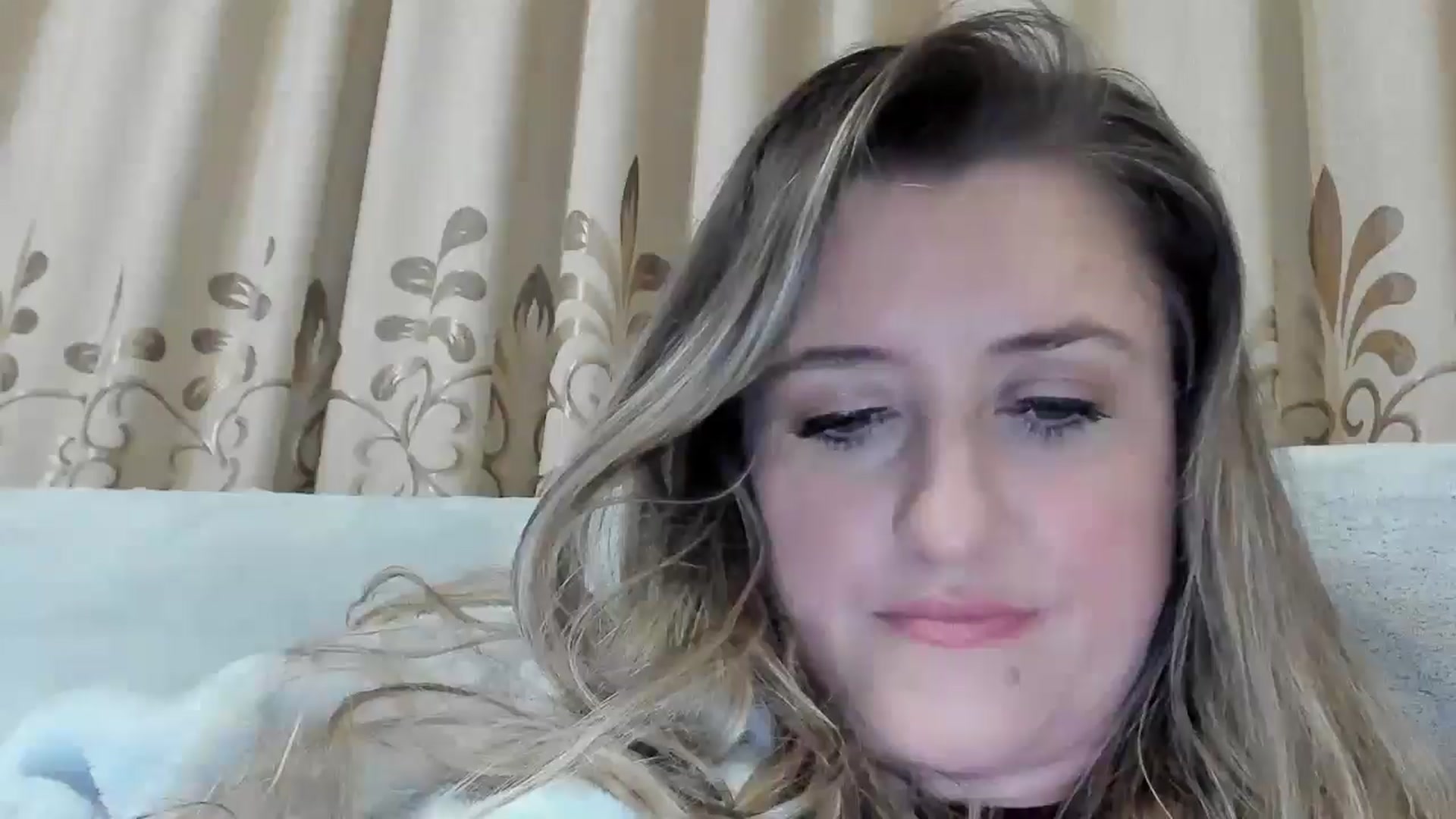 Gallery image thumbnail from BestDream's myfreecams stream on, 04/19/2026, 21:50 image 5 of 20