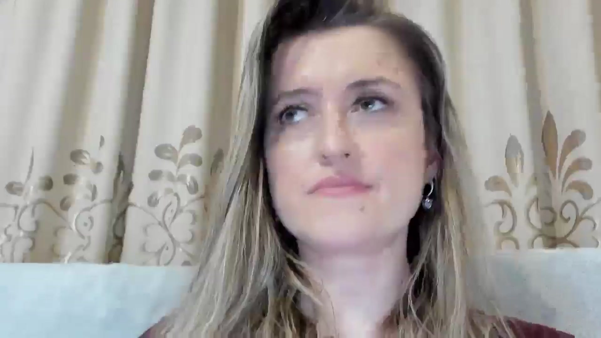 Gallery image thumbnail from BestDream's myfreecams stream on, 04/19/2026, 23:30 image 17 of 20