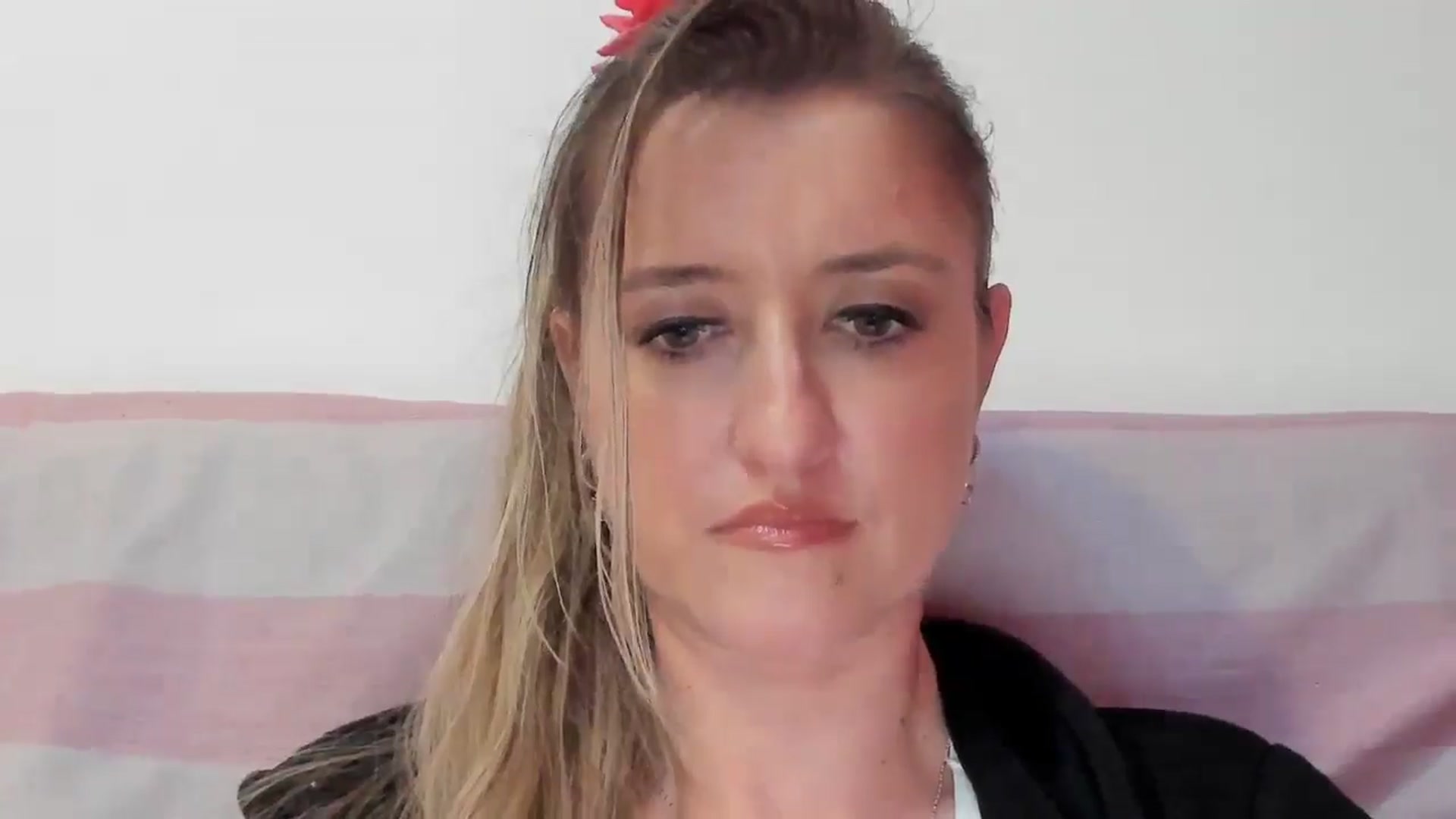 Gallery image thumbnail from BestDream's myfreecams stream on, 04/22/2026, 23:38 image 13 of 20