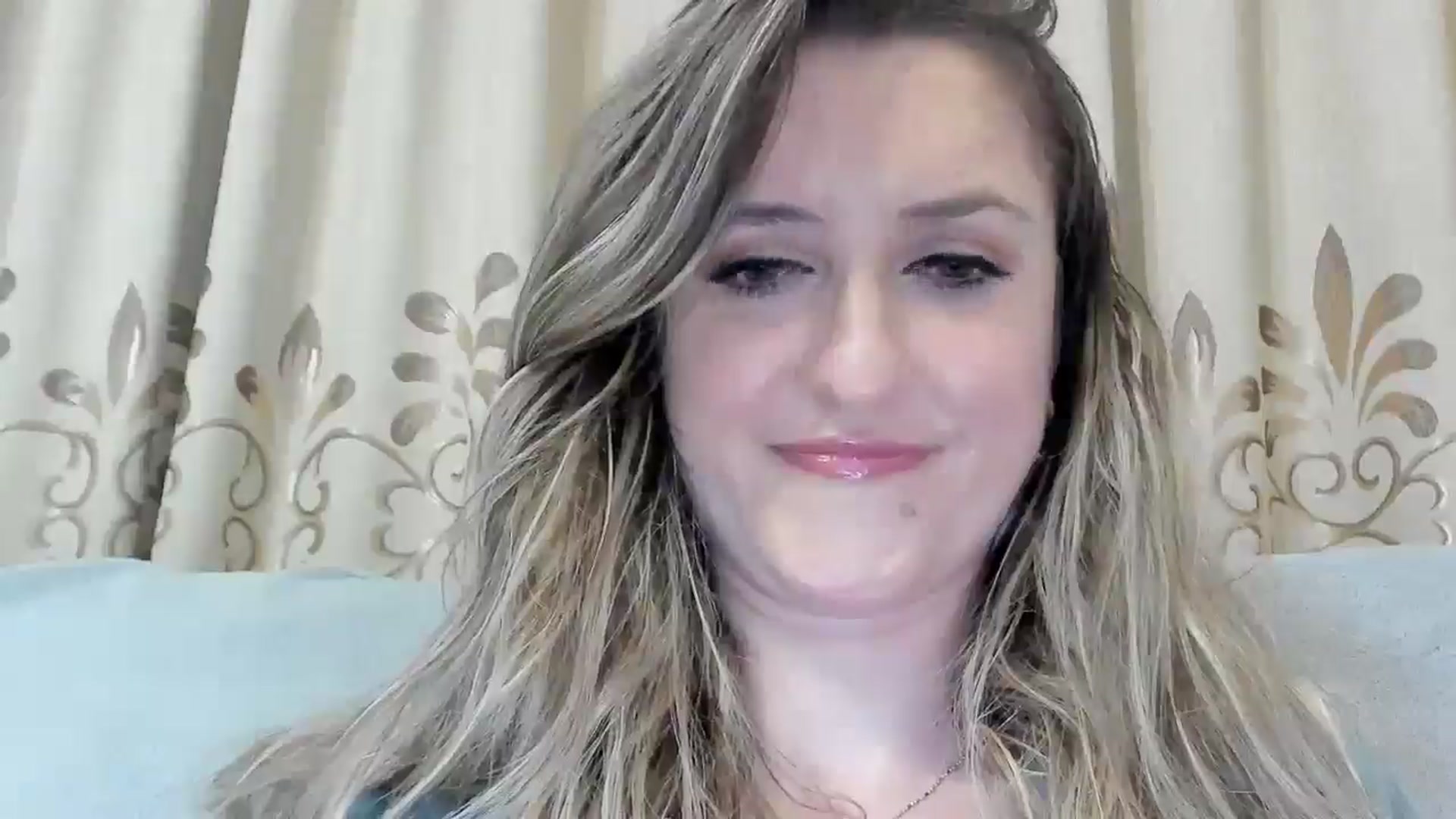 Gallery image thumbnail from BestDream's myfreecams stream on, 04/25/2026, 23:50 image 4 of 20