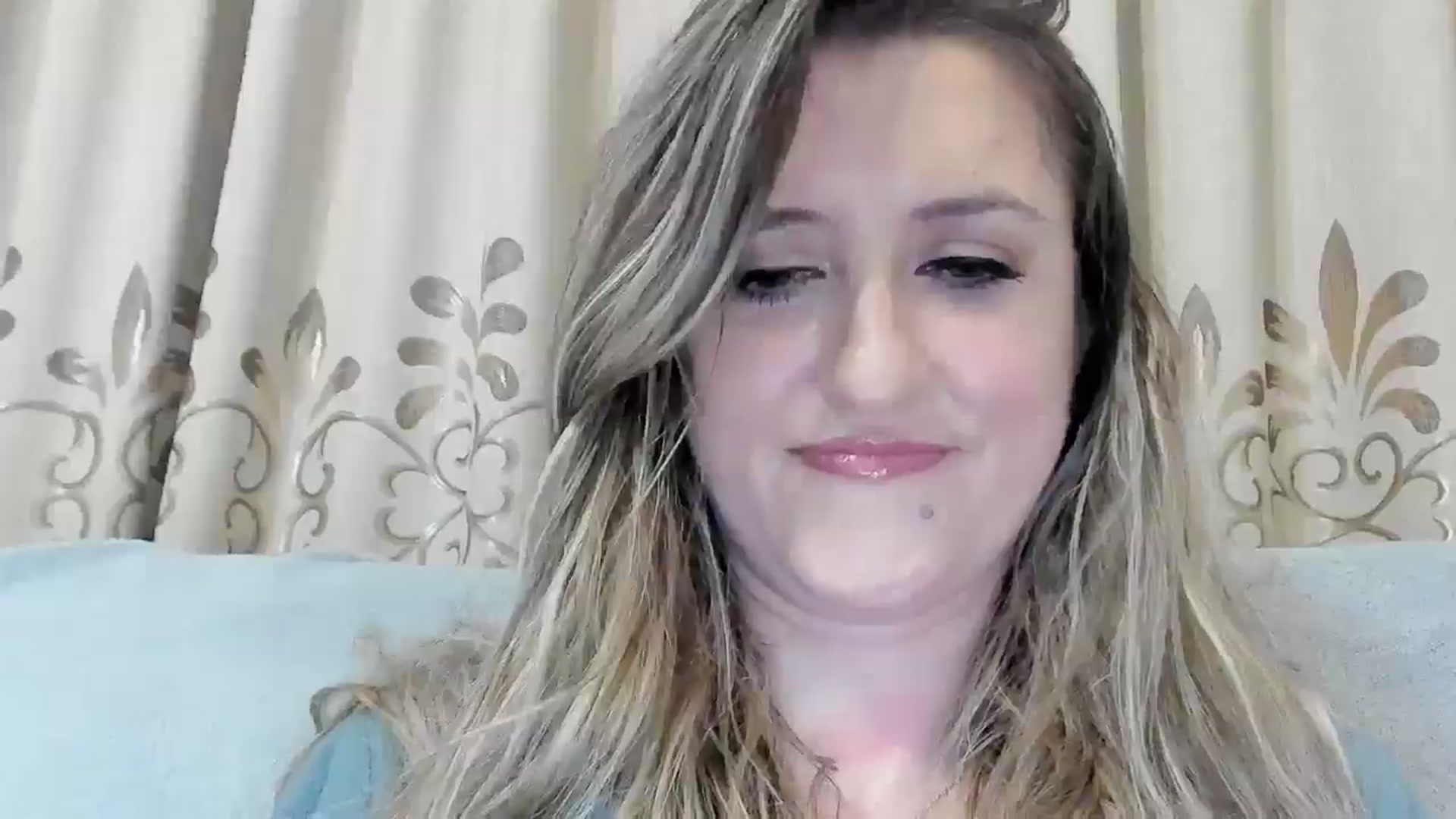 Gallery image thumbnail from BestDream's myfreecams stream on, 04/25/2026, 23:50 image 13 of 20
