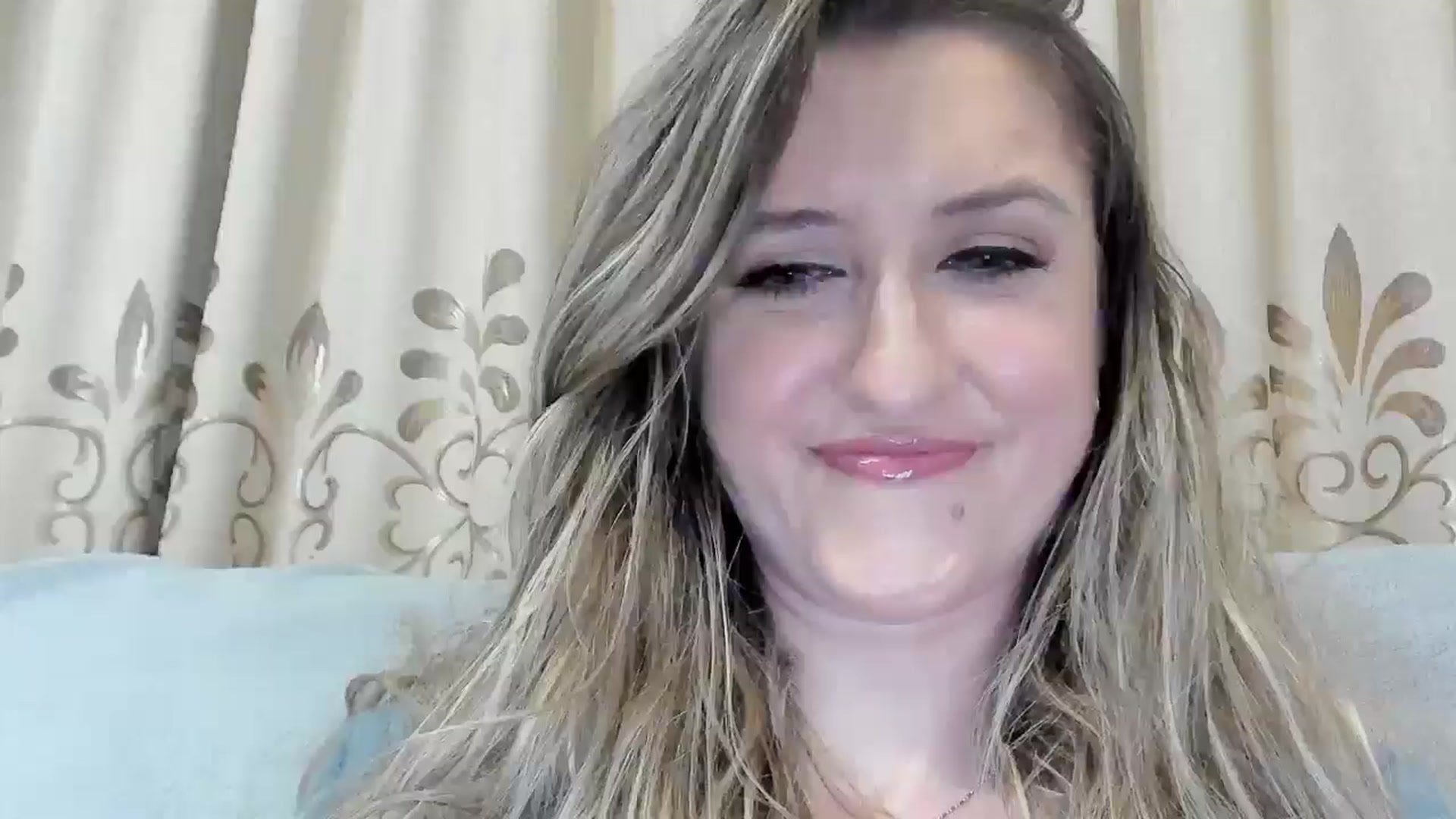 Gallery image thumbnail from BestDream's myfreecams stream on, 04/25/2026, 23:50 image 7 of 20