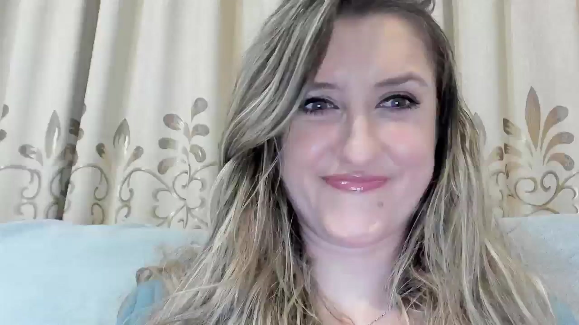 Gallery image thumbnail from BestDream's myfreecams stream on, 04/25/2026, 23:50 image 8 of 20