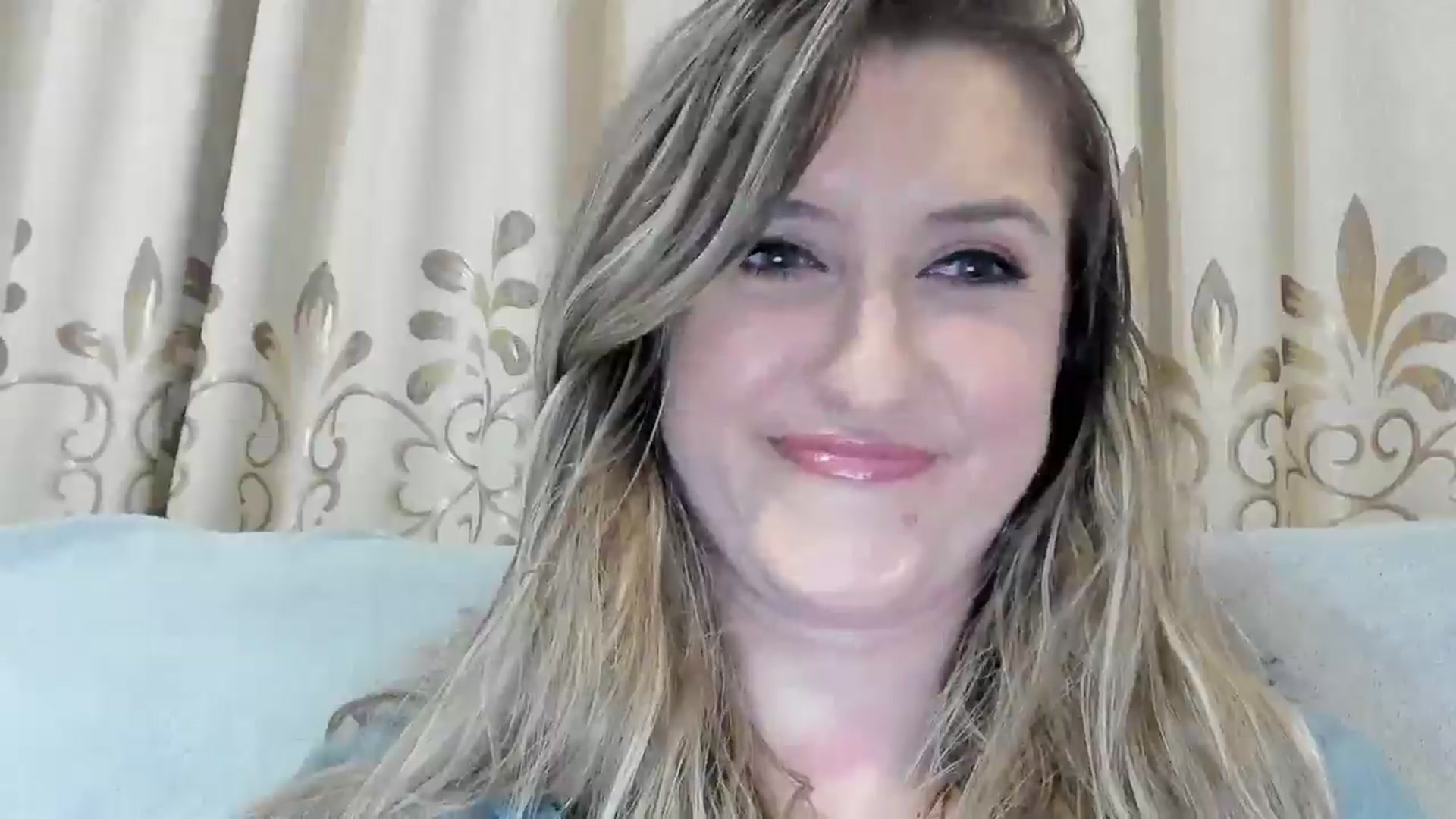 Gallery image thumbnail from BestDream's myfreecams stream on, 04/25/2026, 23:50 image 16 of 20
