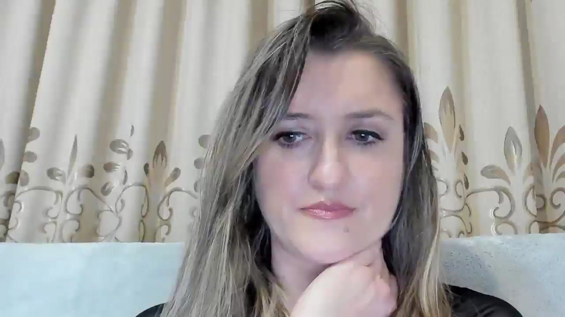 Gallery image thumbnail from BestDream's myfreecams stream on, 04/26/2026, 22:48 image 13 of 20