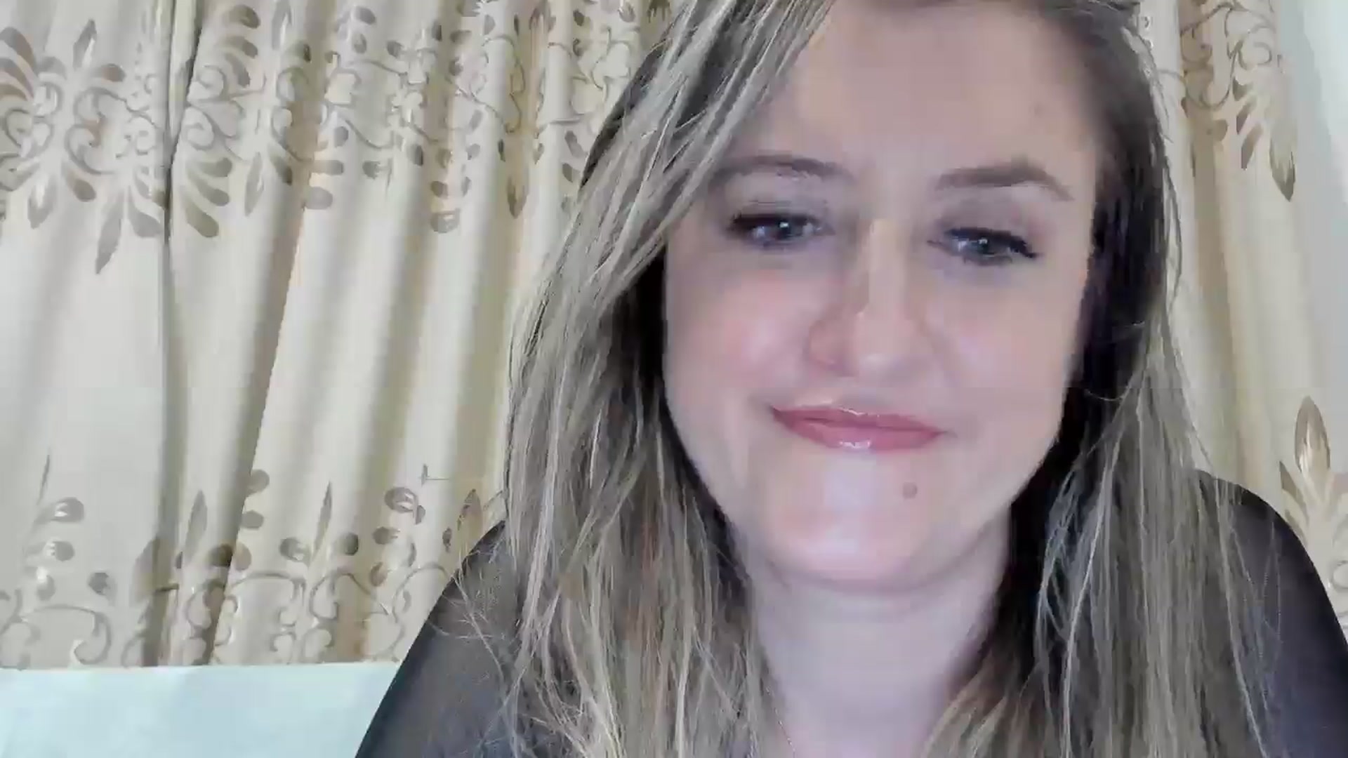 Gallery image thumbnail from BestDream's myfreecams stream on, 04/26/2026, 23:20 image 13 of 20