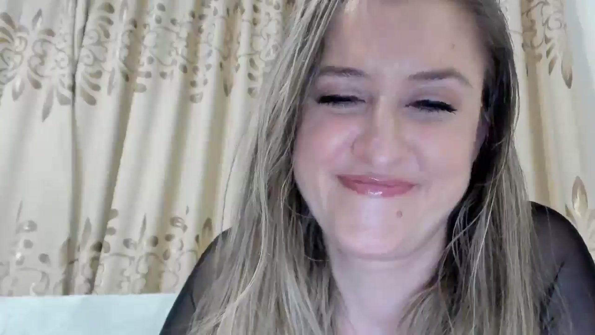 Gallery image thumbnail from BestDream's myfreecams stream on, 04/26/2026, 23:20 image 5 of 20