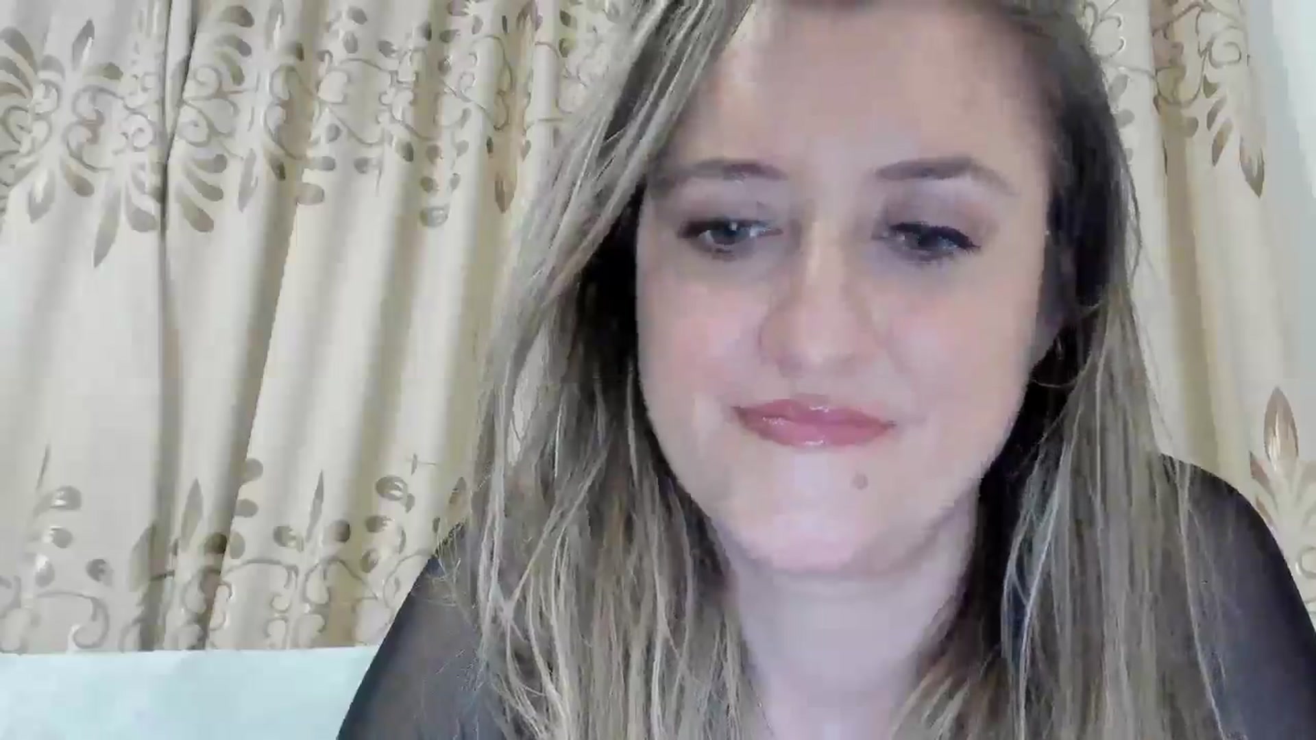 Gallery image thumbnail from BestDream's myfreecams stream on, 04/26/2026, 23:20 image 12 of 20