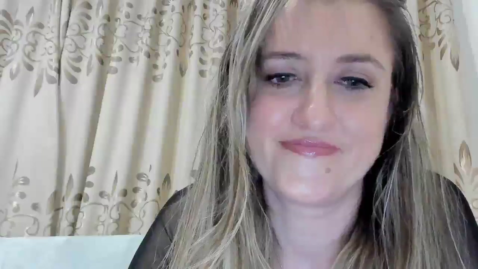 Gallery image thumbnail from BestDream's myfreecams stream on, 04/26/2026, 23:20 image 19 of 20