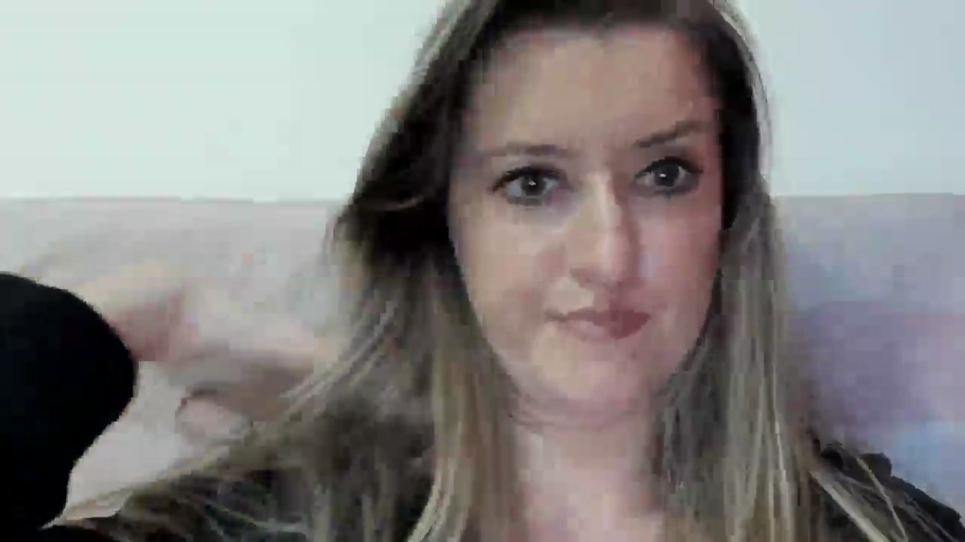 Gallery image thumbnail from BestDream's myfreecams stream on, 04/28/2026, 22:55 image 5 of 20