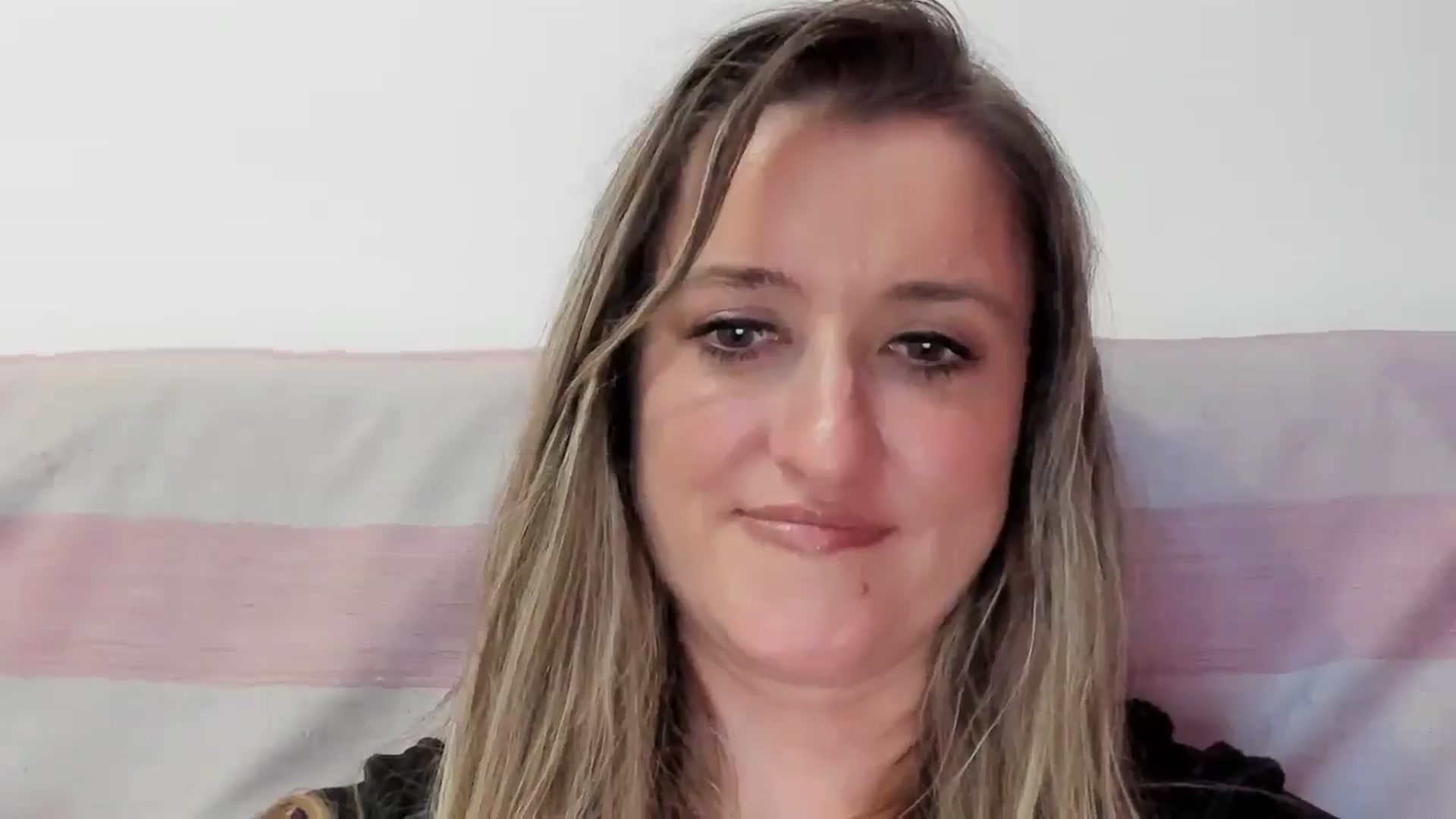 Gallery image thumbnail from BestDream's myfreecams stream on, 04/28/2026, 23:33 image 10 of 20