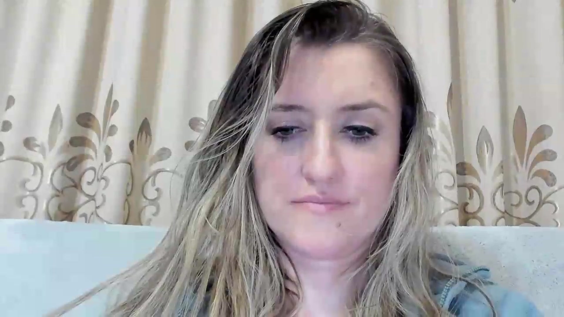 Gallery image thumbnail from BestDream's myfreecams stream on, 04/29/2026, 21:39 image 17 of 20