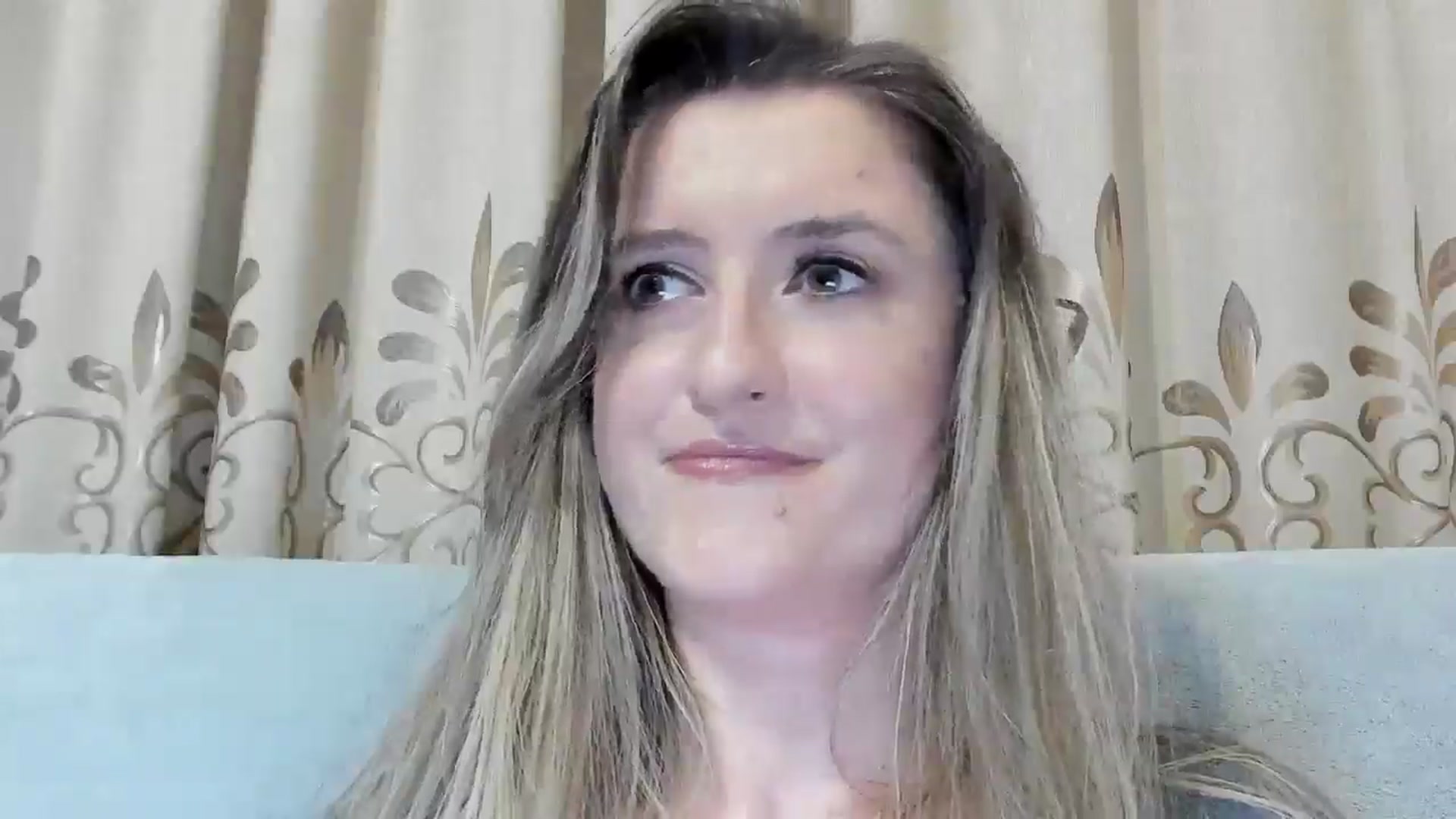 Gallery image thumbnail from BestDream's myfreecams stream on, 05/01/2026, 23:45 image 18 of 20