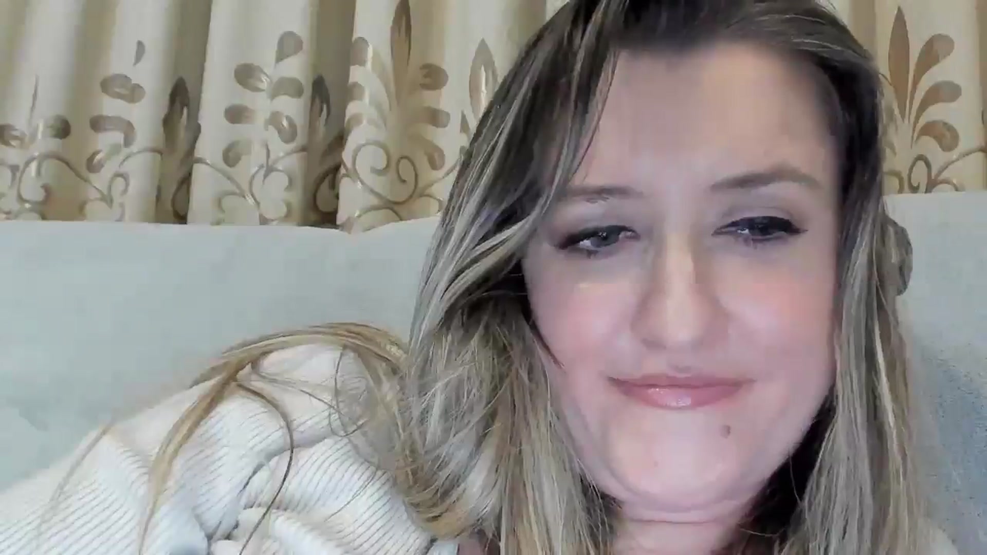 Gallery image thumbnail from BestDream's myfreecams stream on, 05/03/2026, 22:38 image 6 of 20