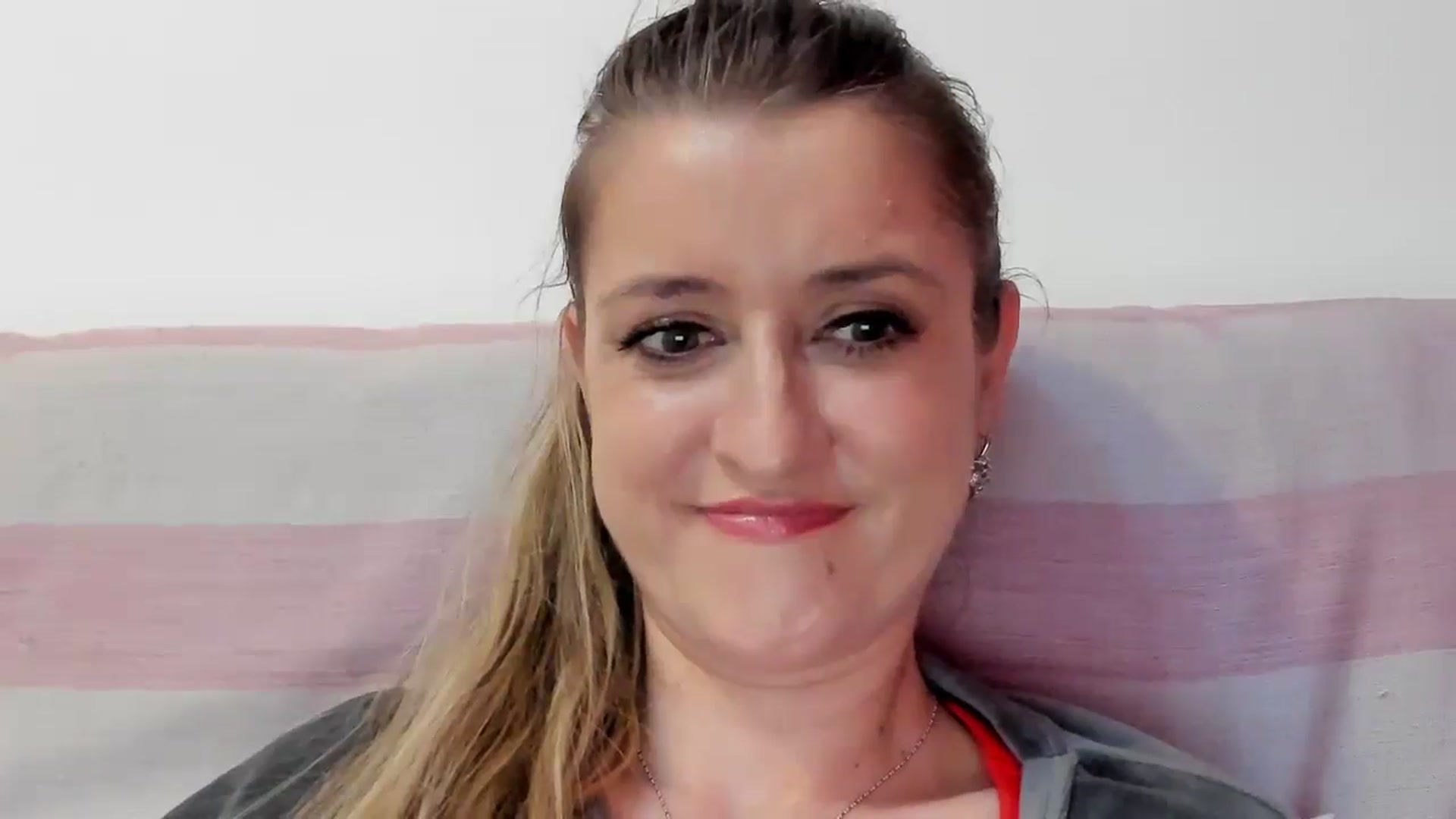 Gallery image thumbnail from BestDream's myfreecams stream on, 05/06/2026, 19:49 image 7 of 20