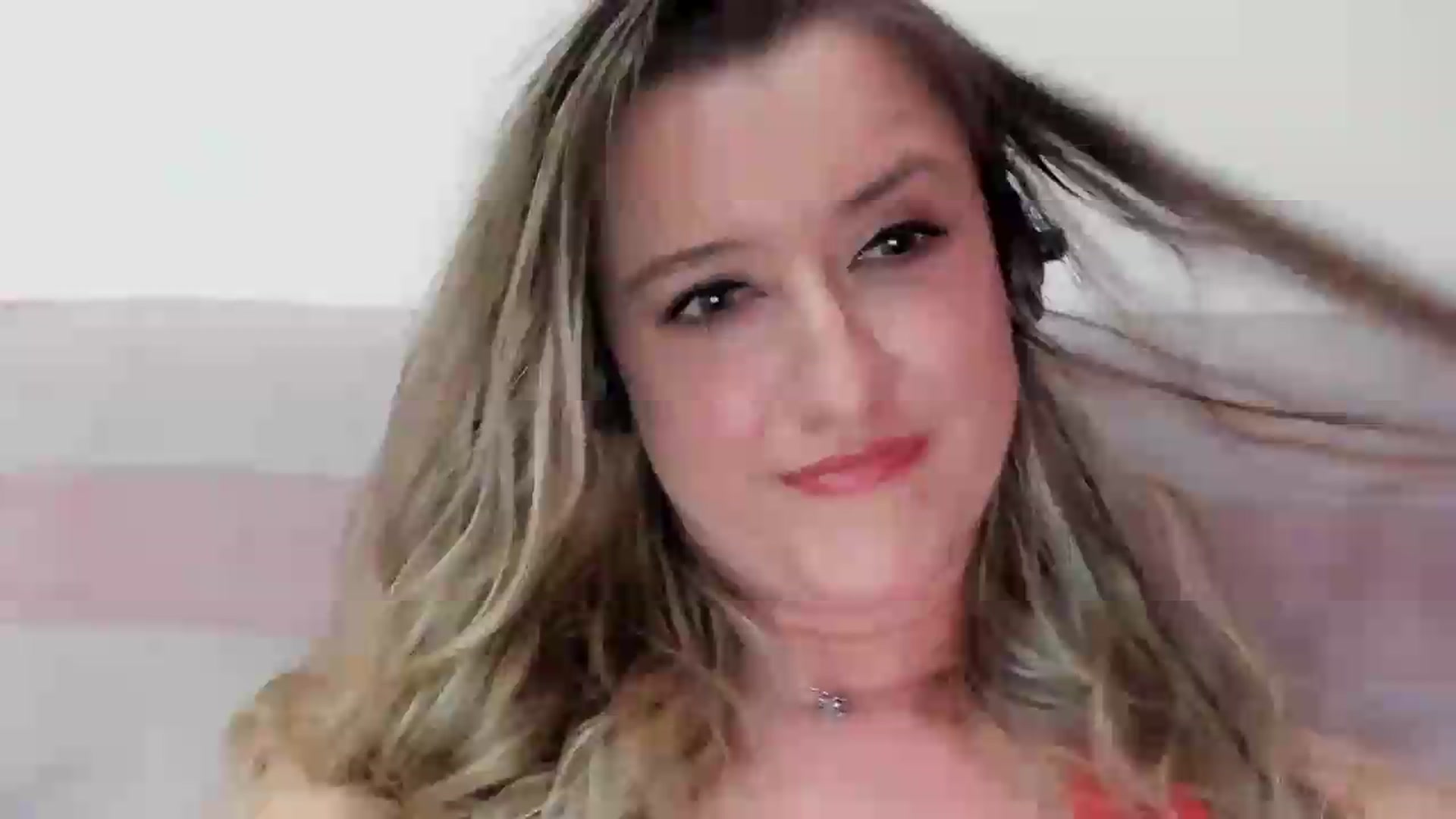 Gallery image thumbnail from BestDream's myfreecams stream on, 05/07/2026, 22:43 image 7 of 20