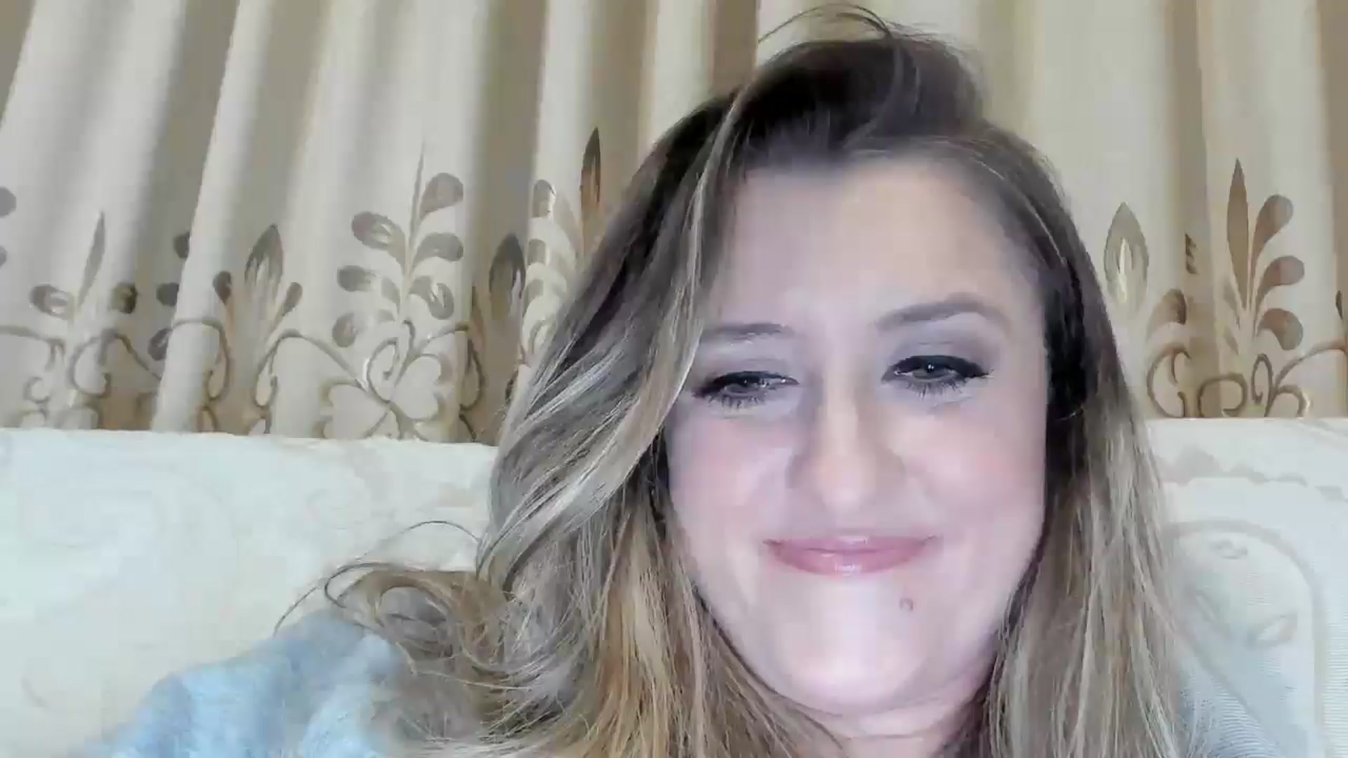 Gallery image thumbnail from BestDream's myfreecams stream on, 05/09/2026, 21:48 image 3 of 20