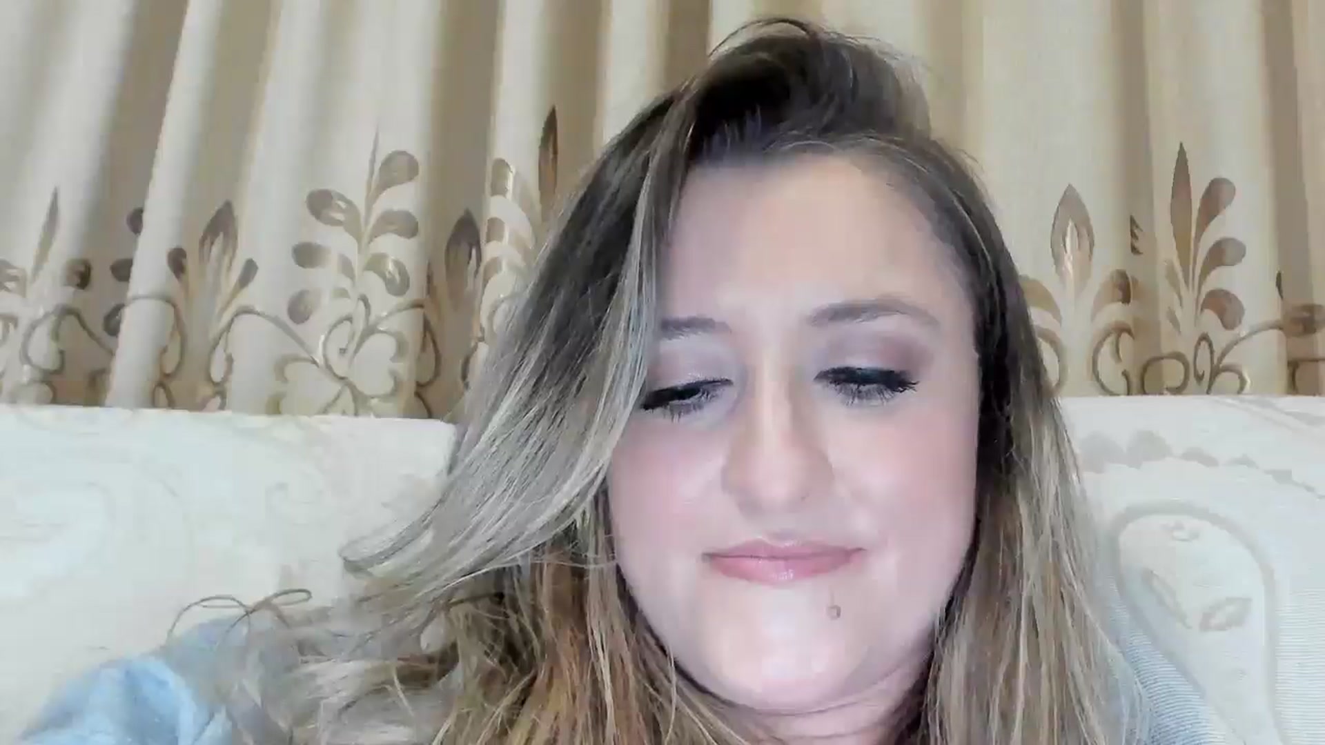 Gallery image thumbnail from BestDream's myfreecams stream on, 05/09/2026, 21:48 image 9 of 20