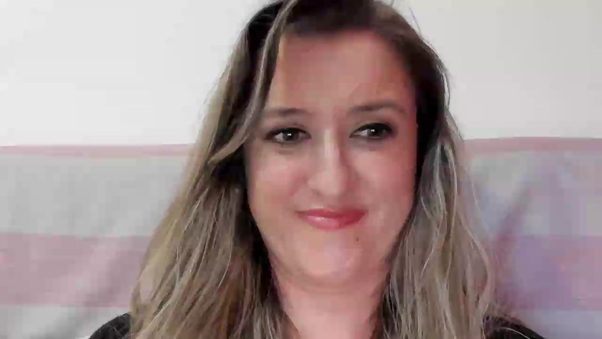 Gallery image thumbnail from BestDream's myfreecams stream on, 05/13/2026, 20:53 image 4 of 20