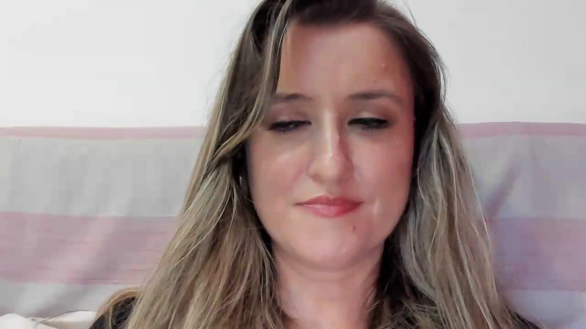 Gallery image thumbnail from BestDream's myfreecams stream on, 05/13/2026, 20:53 image 15 of 20