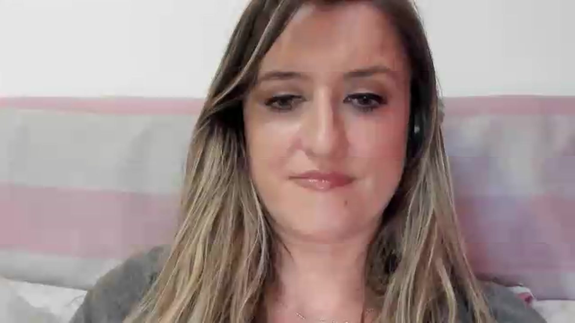 Gallery image thumbnail from BestDream's myfreecams stream on, 05/14/2026, 22:13 image 18 of 20