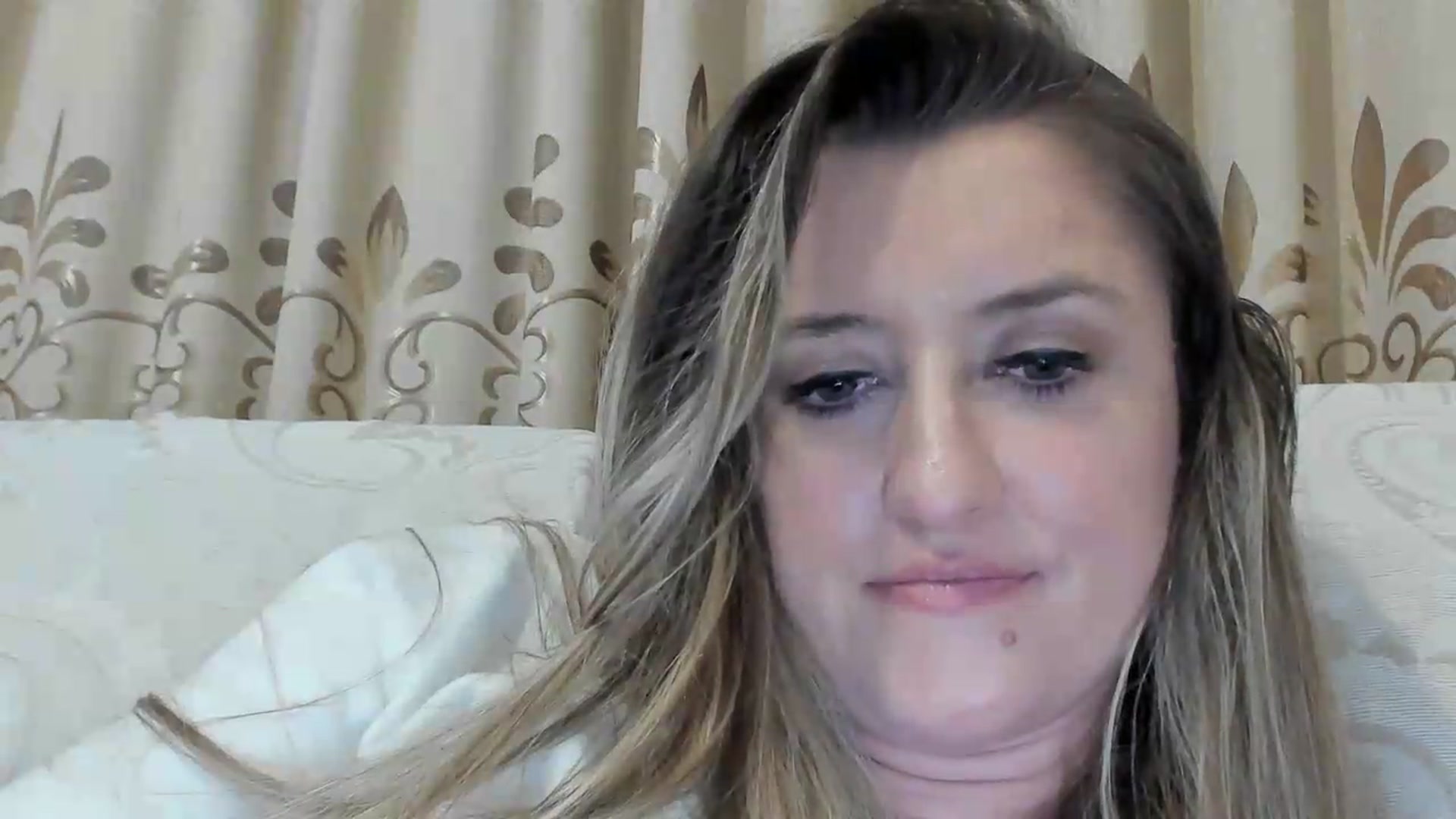 Gallery image thumbnail from BestDream's myfreecams stream on, 05/16/2026, 23:11 image 20 of 20