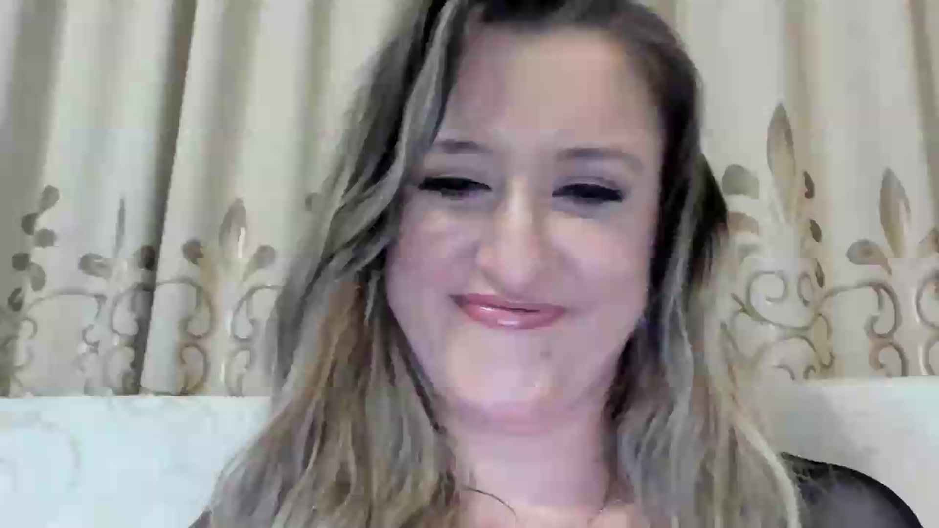Gallery image thumbnail from BestDream's myfreecams stream on, 05/17/2026, 22:40 image 6 of 20