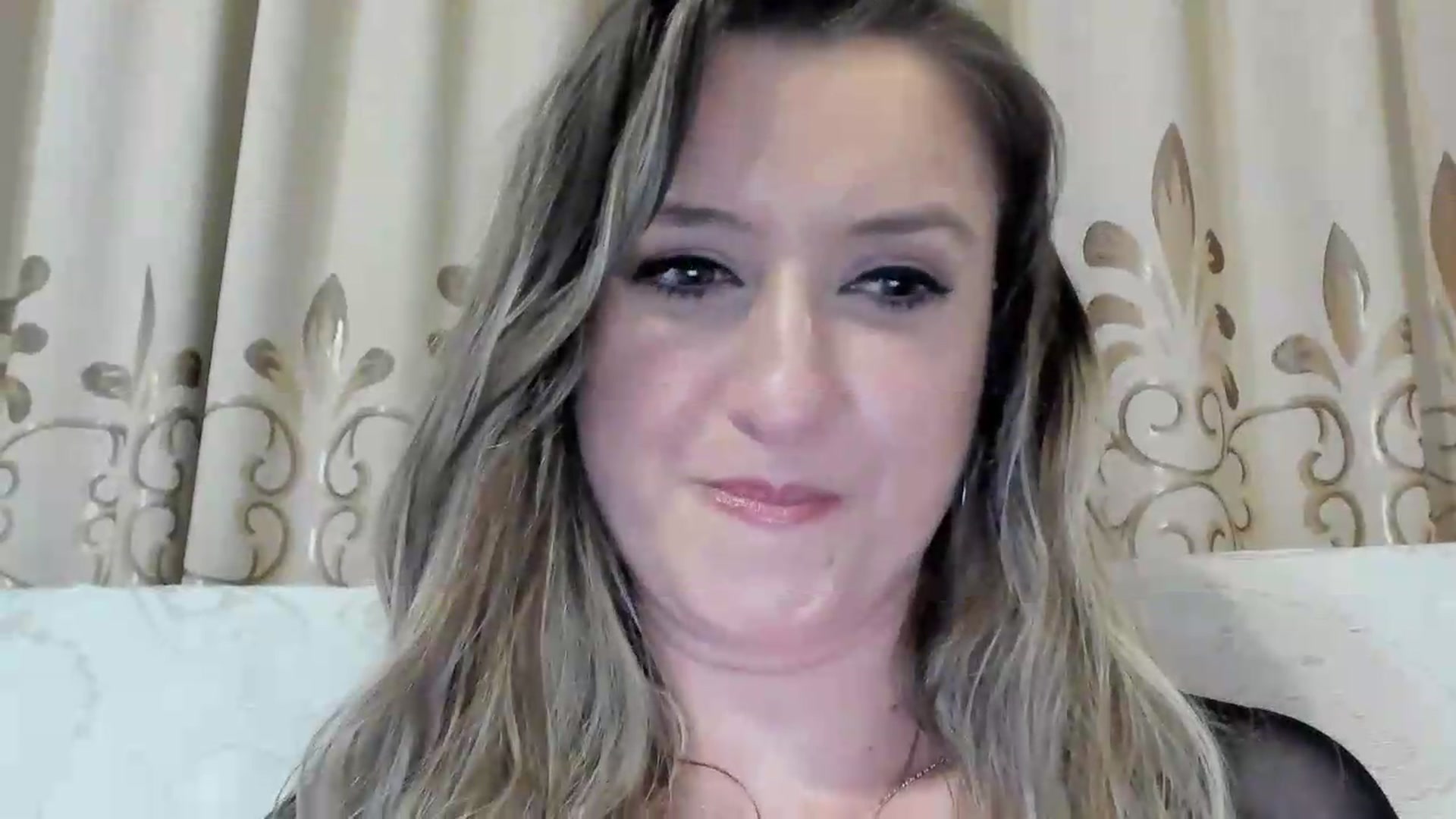 Gallery image thumbnail from BestDream's myfreecams stream on, 05/17/2026, 22:40 image 7 of 20