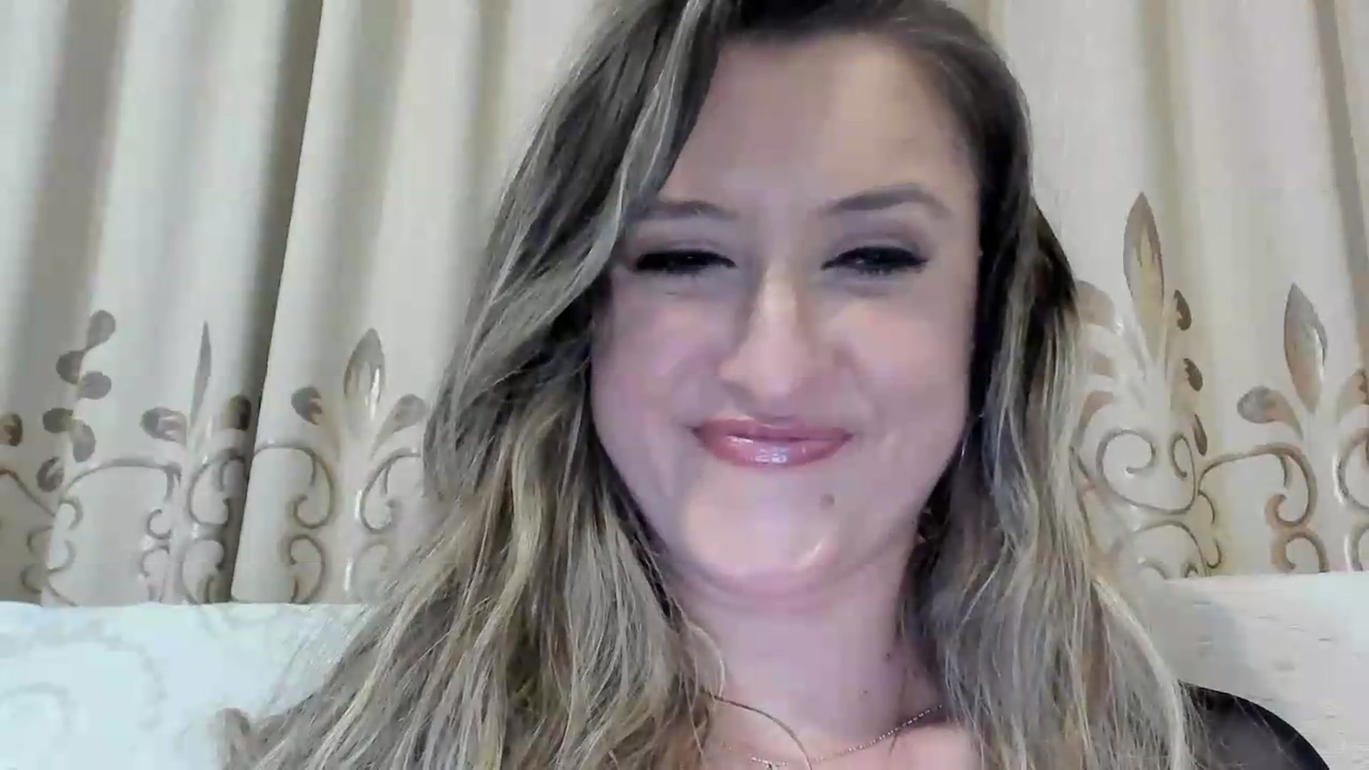 Gallery image thumbnail from BestDream's myfreecams stream on, 05/17/2026, 22:40 image 2 of 20