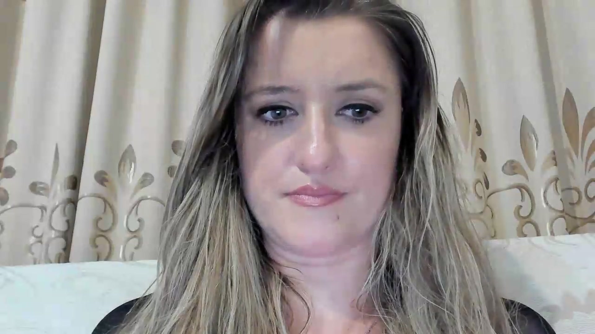 Gallery image thumbnail from BestDream's myfreecams stream on, 05/18/2026, 24:07 image 19 of 20