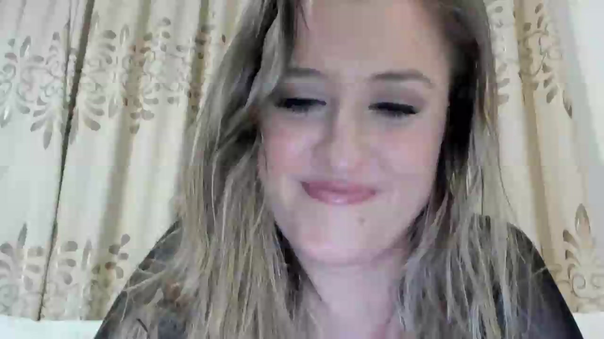 Gallery image thumbnail from BestDream's myfreecams stream on, 05/18/2026, 24:07 image 5 of 20