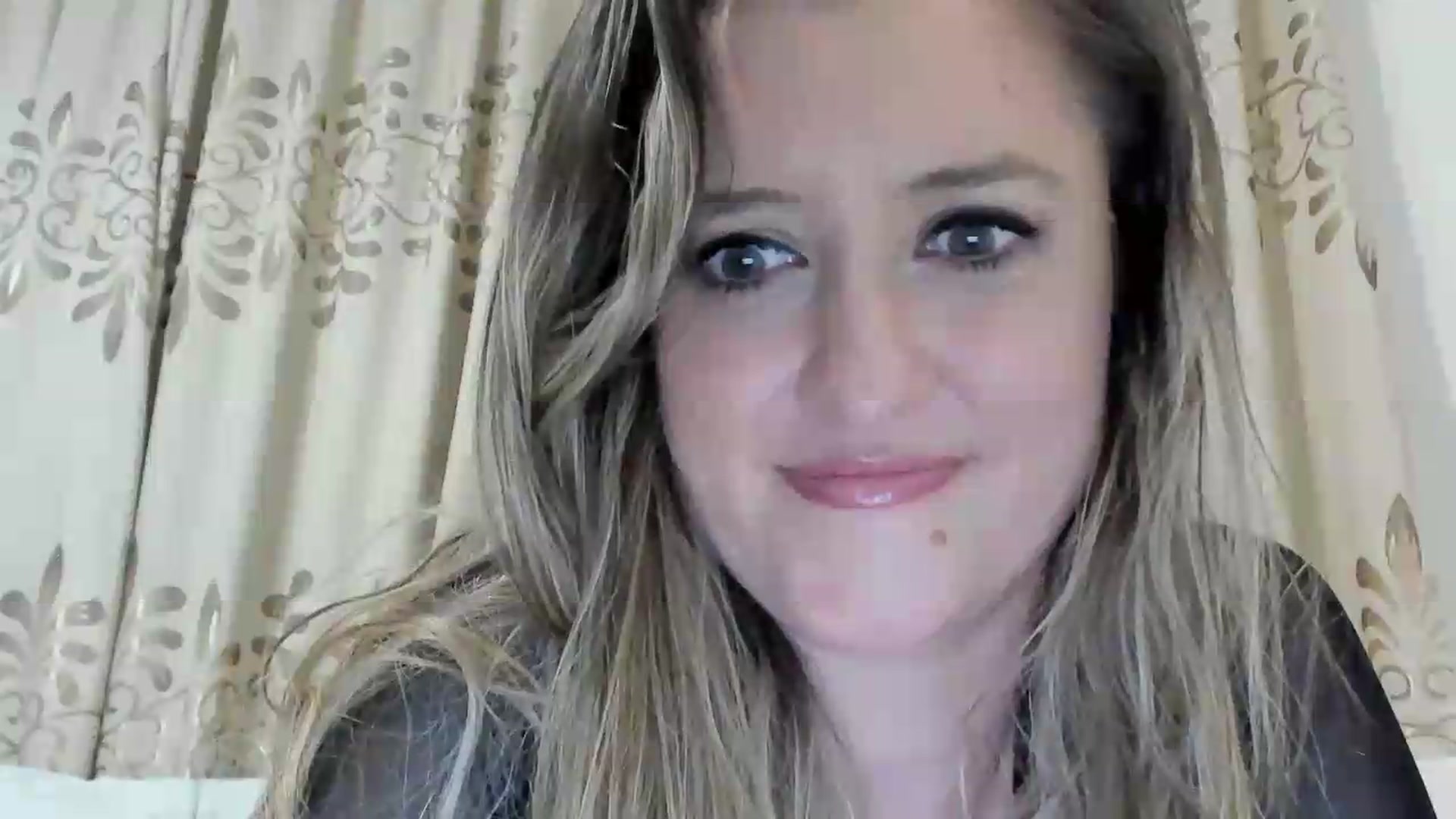 Gallery image thumbnail from BestDream's myfreecams stream on, 05/18/2026, 24:07 image 3 of 20