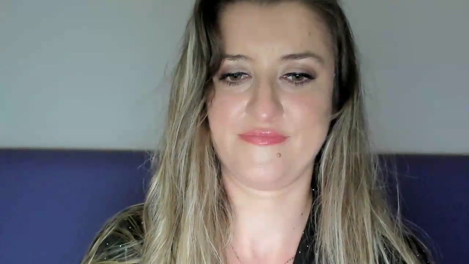 Gallery image thumbnail from BestDream's myfreecams stream on, 05/24/2026, 23:23 image 5 of 20