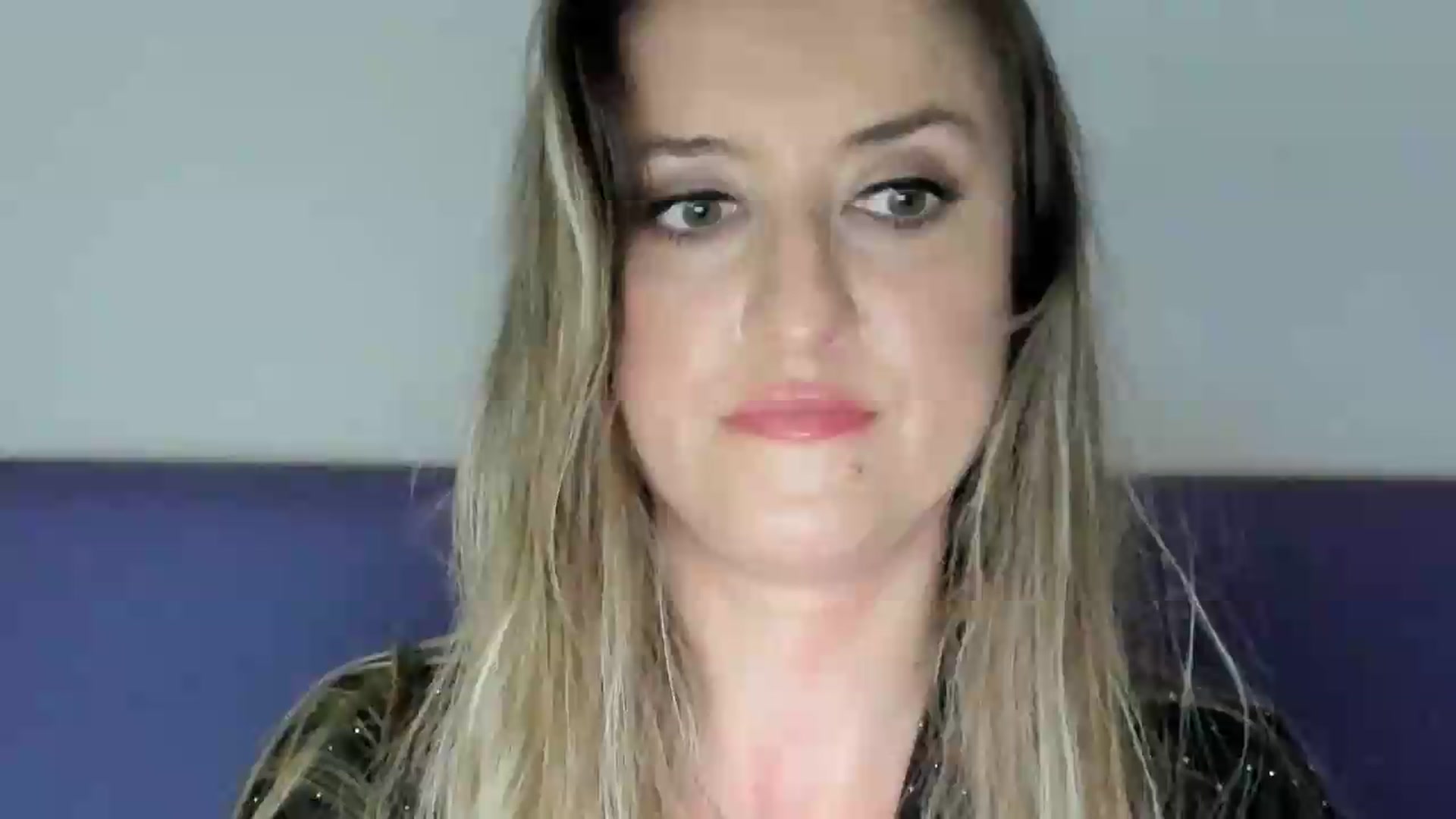 Gallery image thumbnail from BestDream's myfreecams stream on, 05/24/2026, 23:23 image 18 of 20