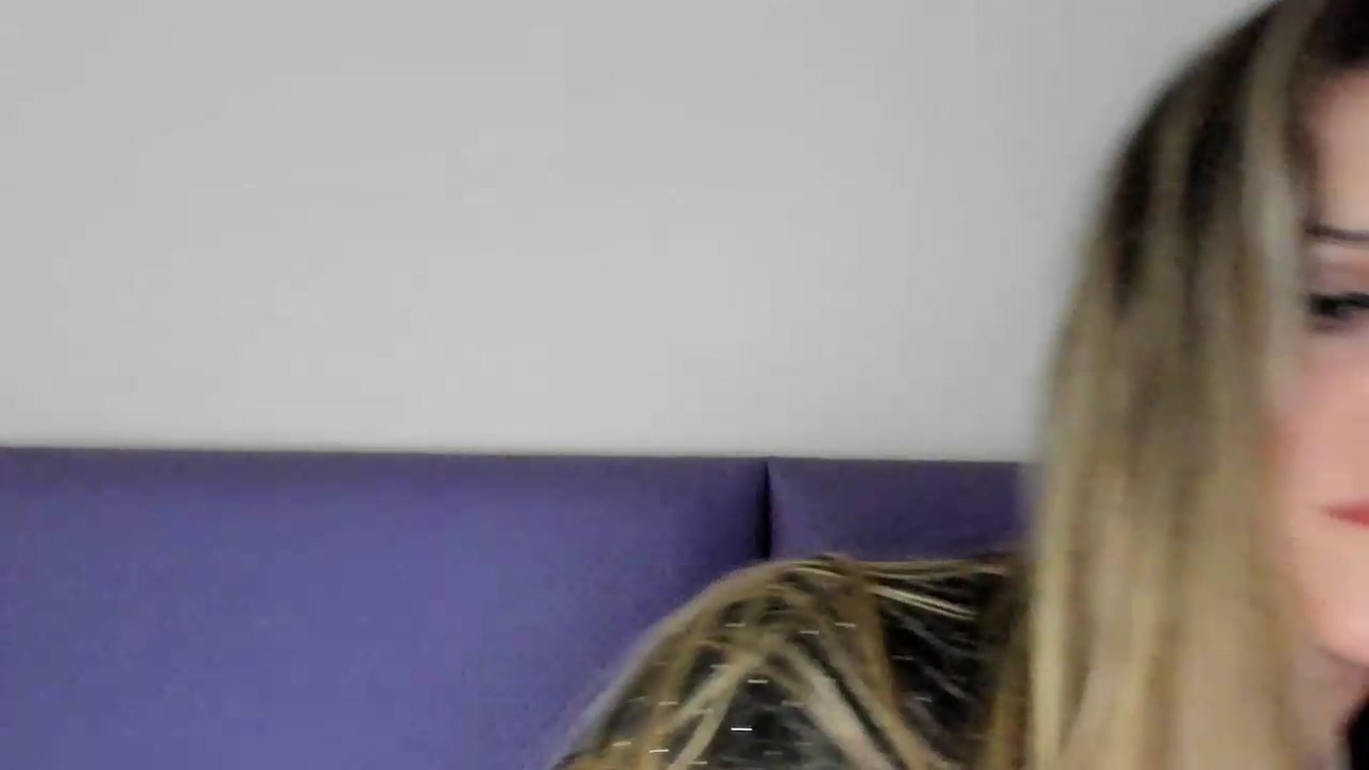 Gallery image thumbnail from BestDream's myfreecams stream on, 05/24/2026, 23:23 image 17 of 20