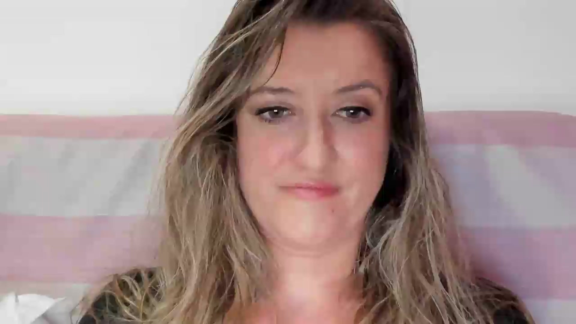 Gallery image thumbnail from BestDream's myfreecams stream on, 05/29/2026, 22:54 image 12 of 20