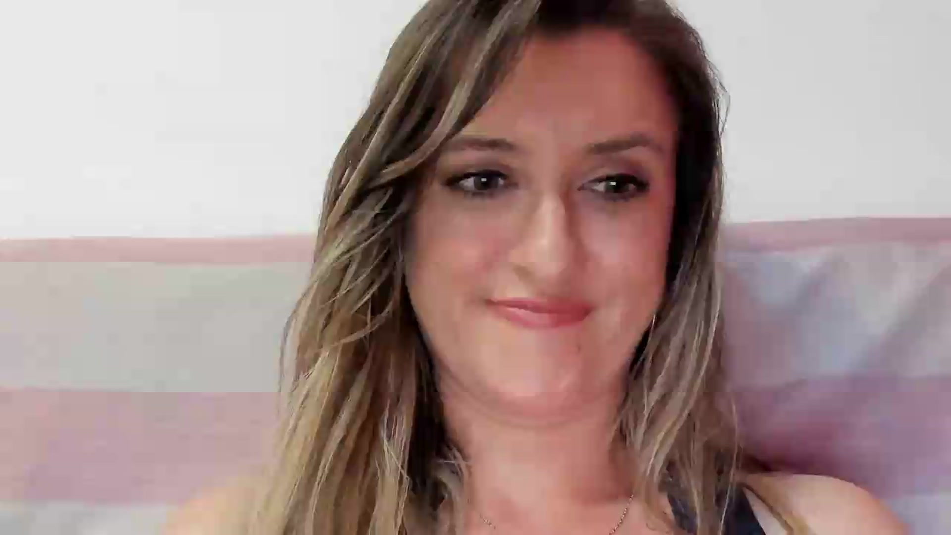 Gallery image thumbnail from BestDream's myfreecams stream on, 06/04/2026, 22:16 image 1 of 20