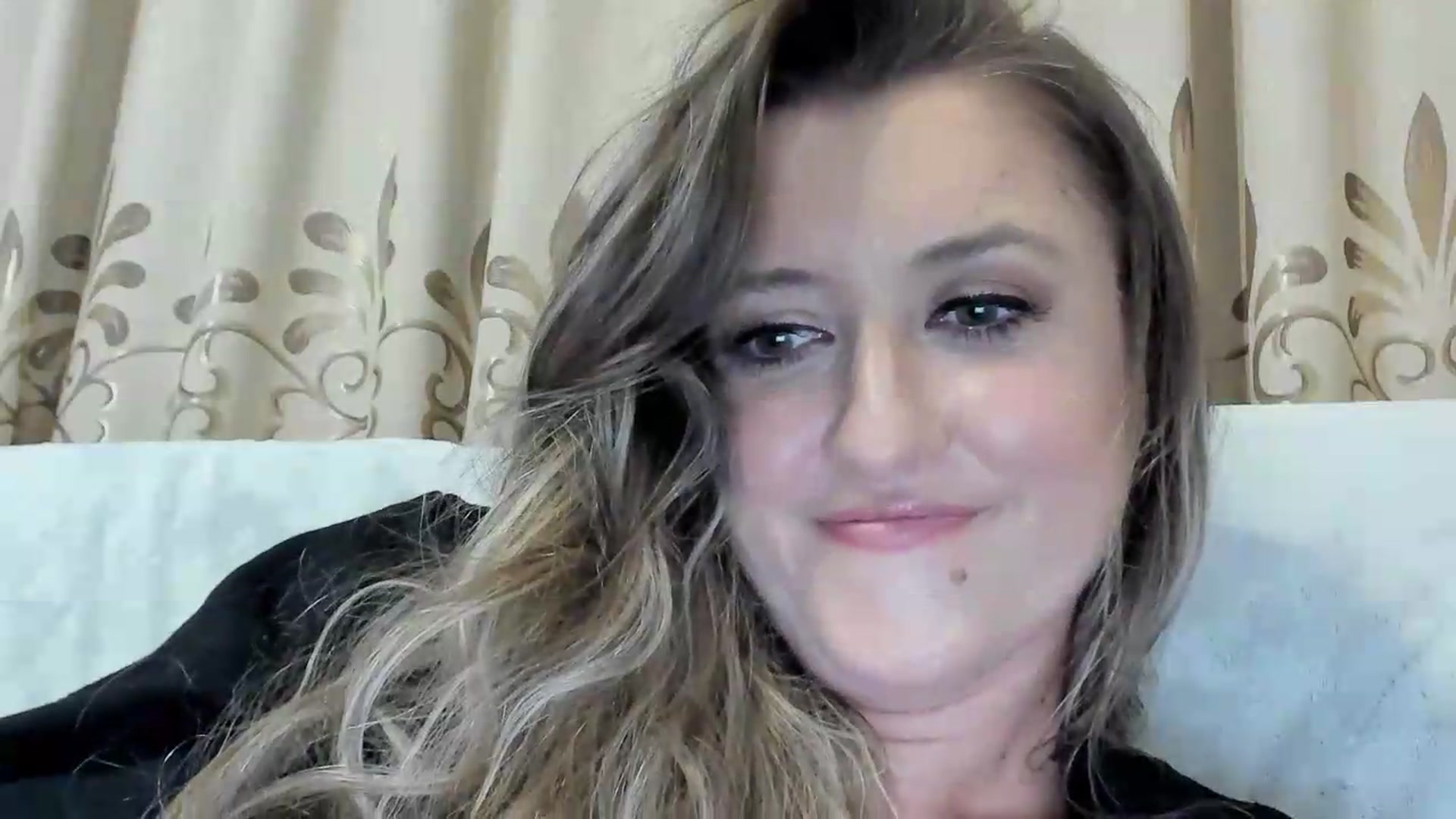 Gallery image thumbnail from BestDream's myfreecams stream on, 06/06/2026, 22:18 image 15 of 20