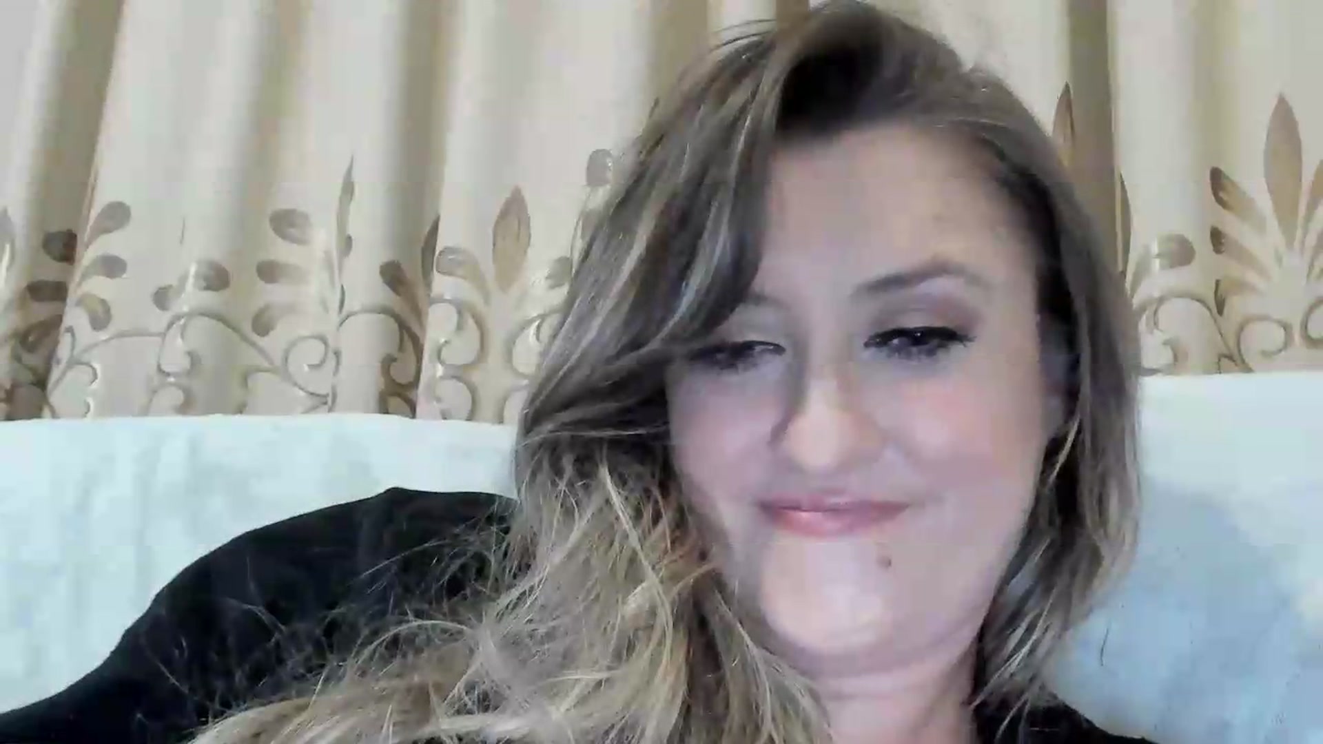 Gallery image thumbnail from BestDream's myfreecams stream on, 06/06/2026, 22:18 image 19 of 20