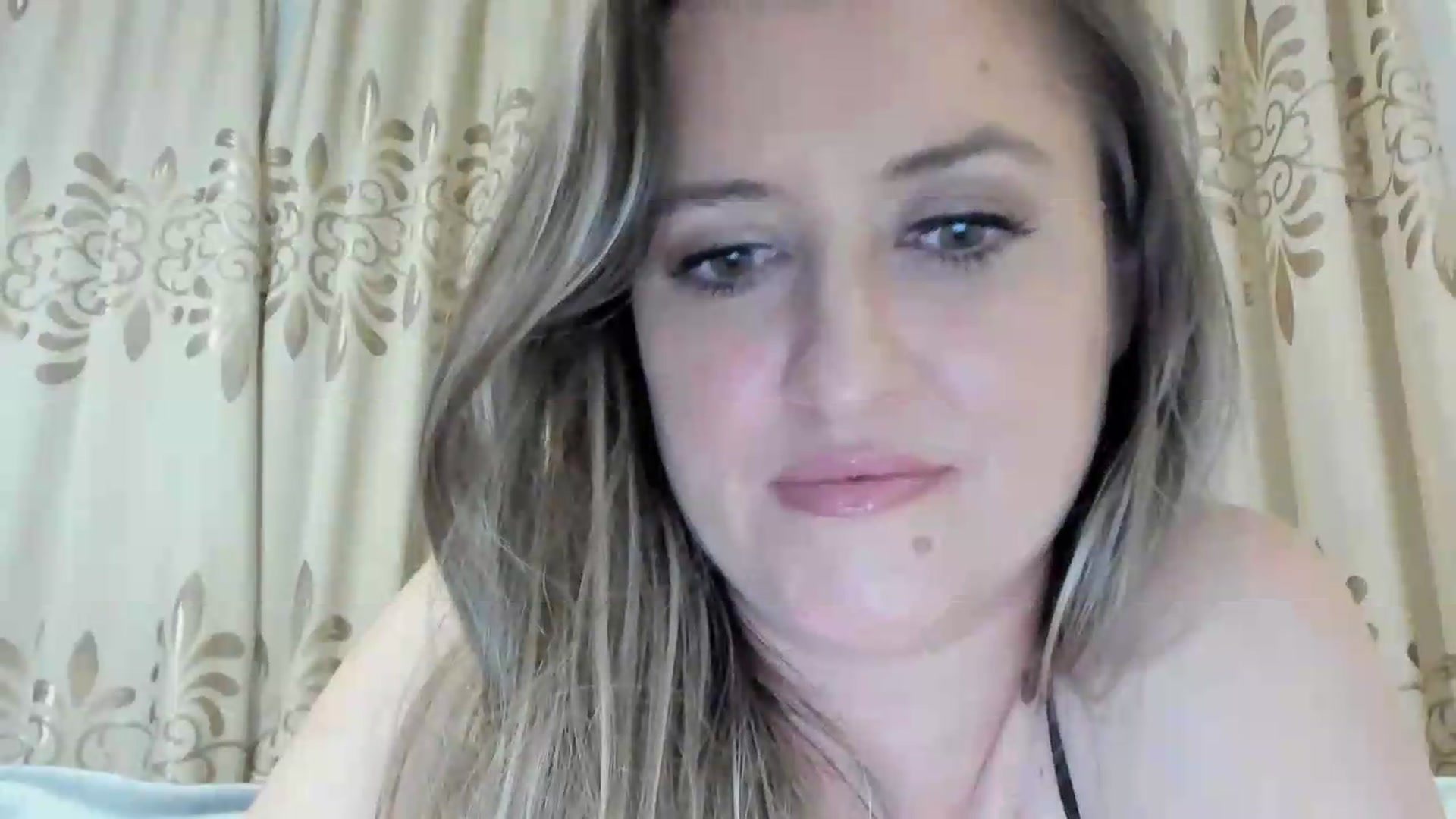 Gallery image thumbnail from BestDream's myfreecams stream on, 06/08/2026, 01:04 image 20 of 20