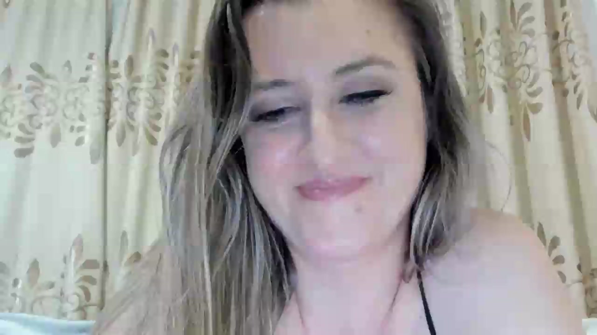 Gallery image thumbnail from BestDream's myfreecams stream on, 06/08/2026, 01:04 image 3 of 20