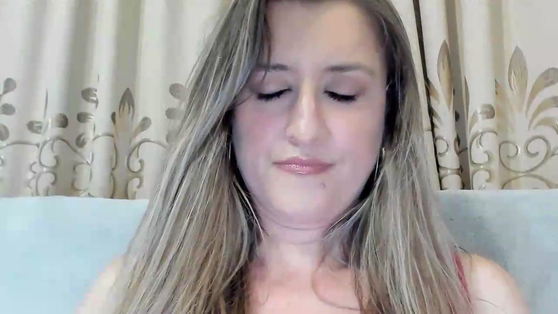 Gallery image thumbnail from BestDream's myfreecams stream on, 06/09/2026, 22:25 image 15 of 20