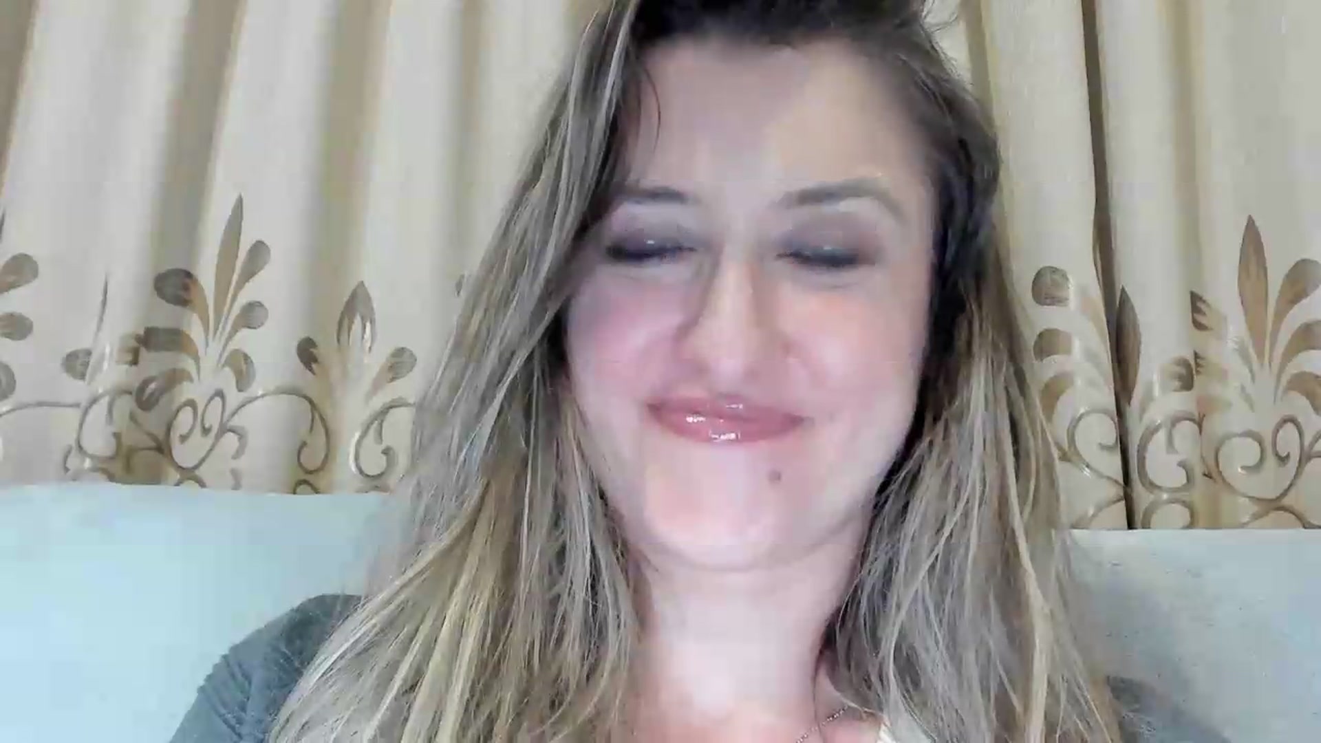 Gallery image thumbnail from BestDream's myfreecams stream on, 06/13/2026, 22:52 image 16 of 20