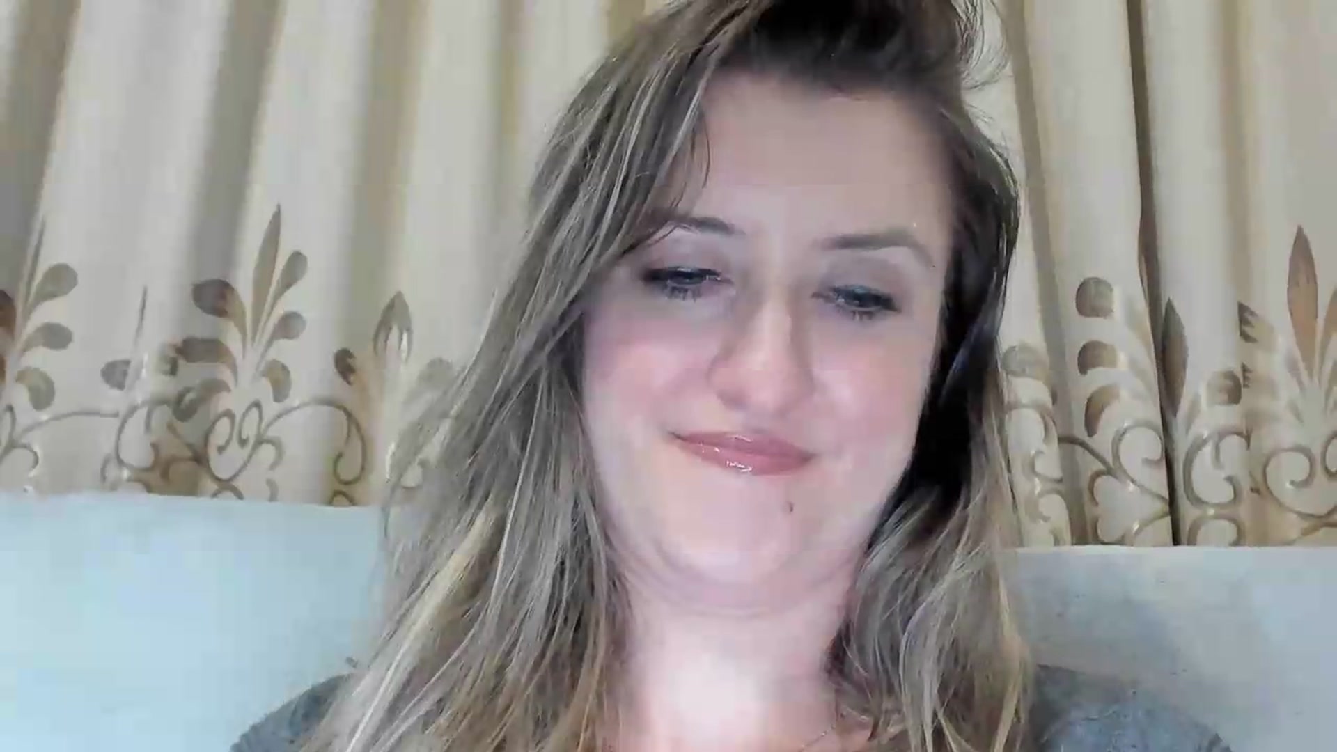 Gallery image thumbnail from BestDream's myfreecams stream on, 06/13/2026, 22:52 image 12 of 20