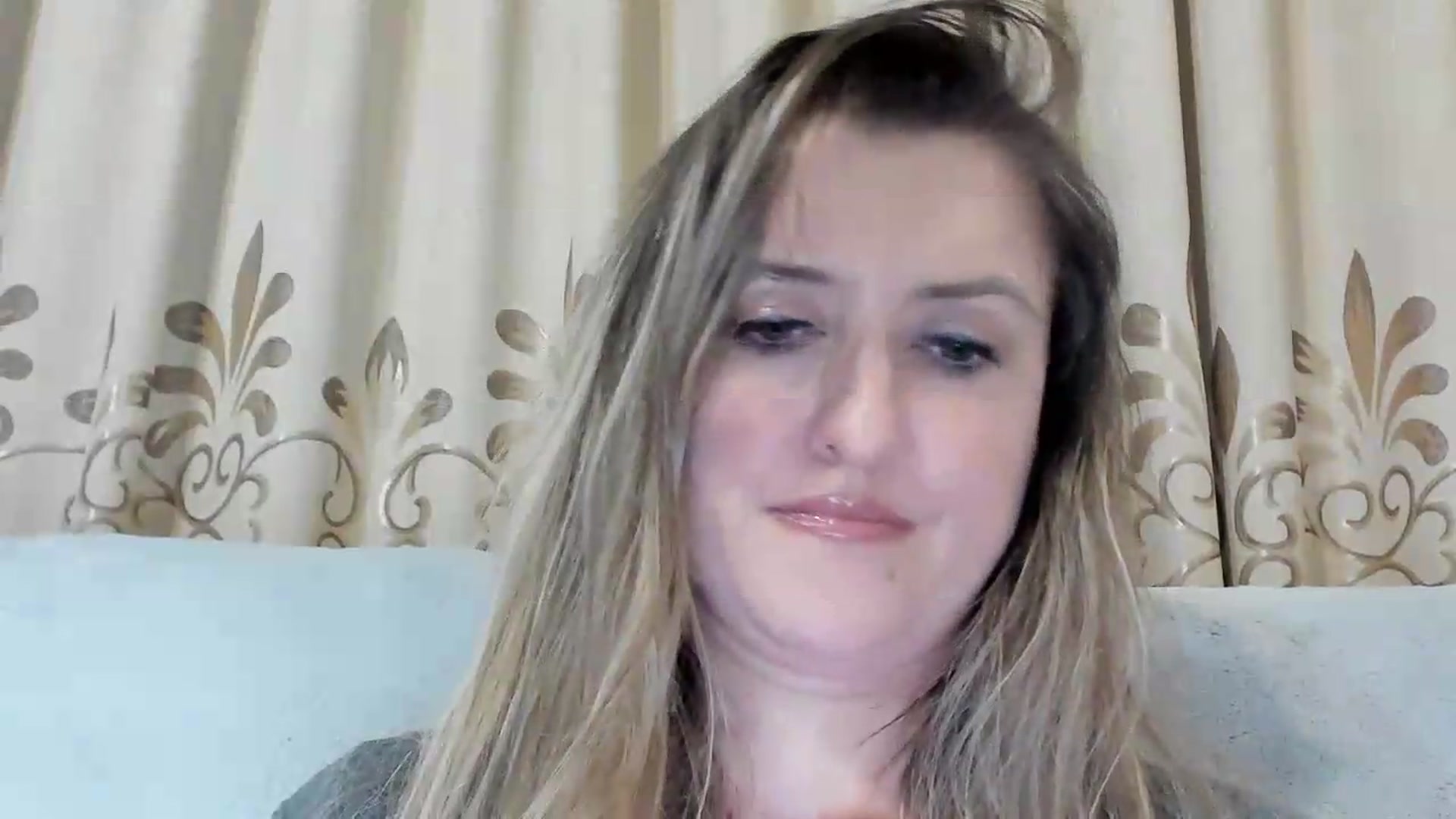 Gallery image thumbnail from BestDream's myfreecams stream on, 06/14/2026, 24:11 image 14 of 20