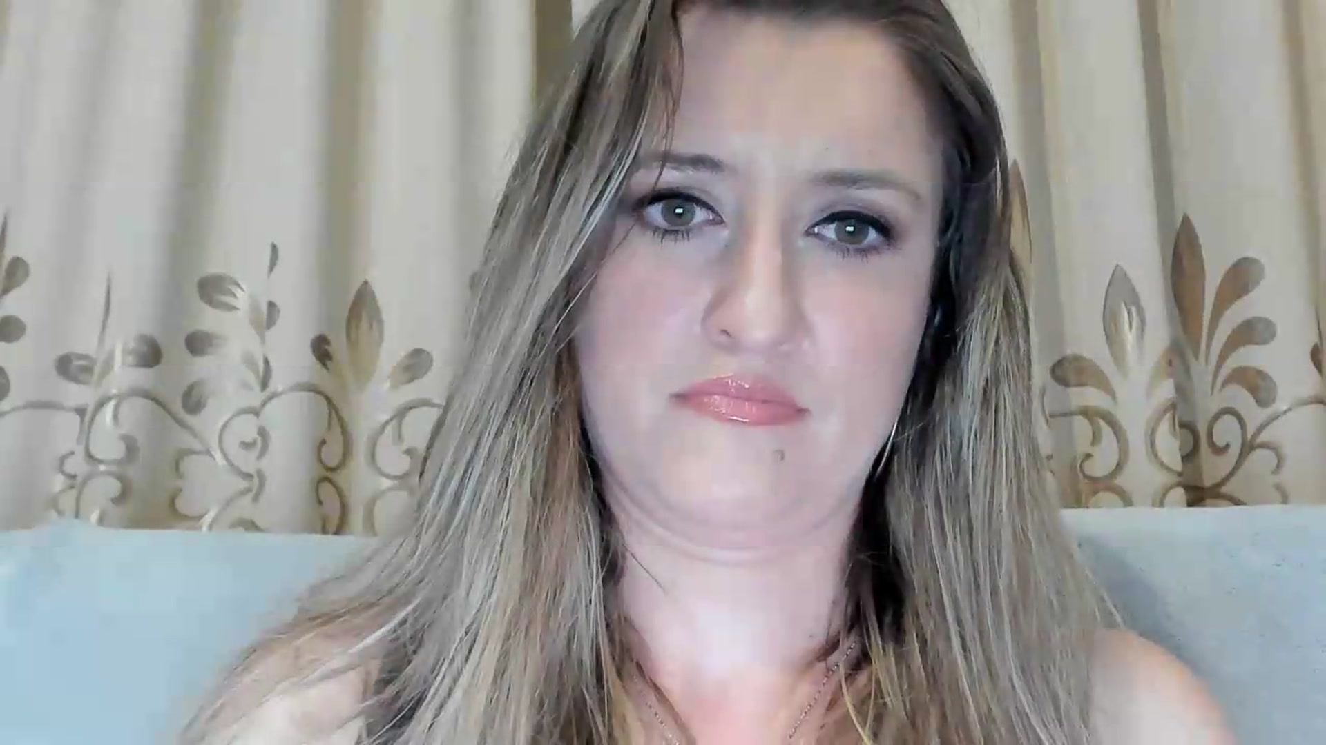 Gallery image thumbnail from BestDream's myfreecams stream on, 06/15/2026, 22:17 image 7 of 20
